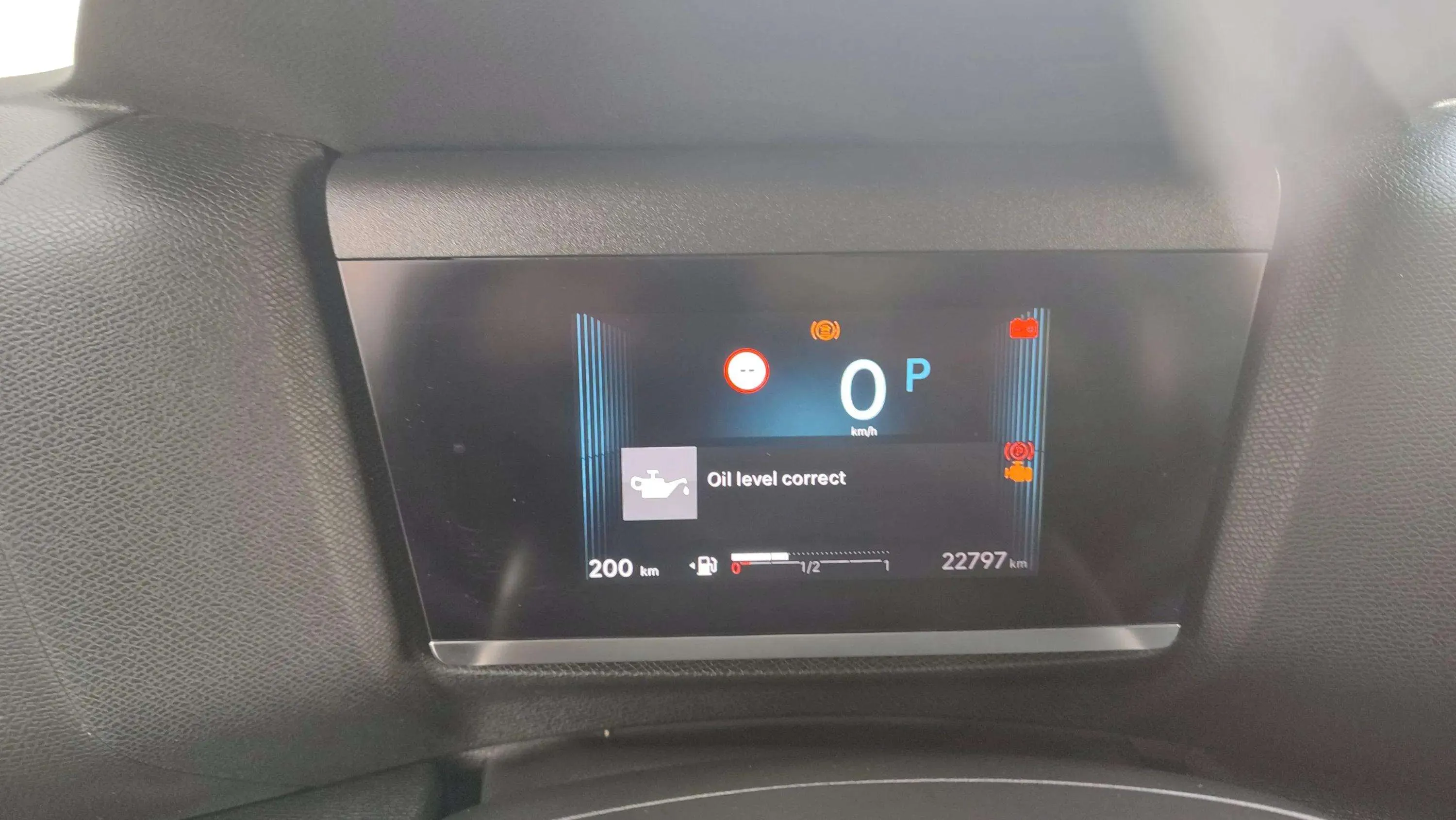 Citroën C4 Hybrid 136 e-DCS6 Plus - foto 7