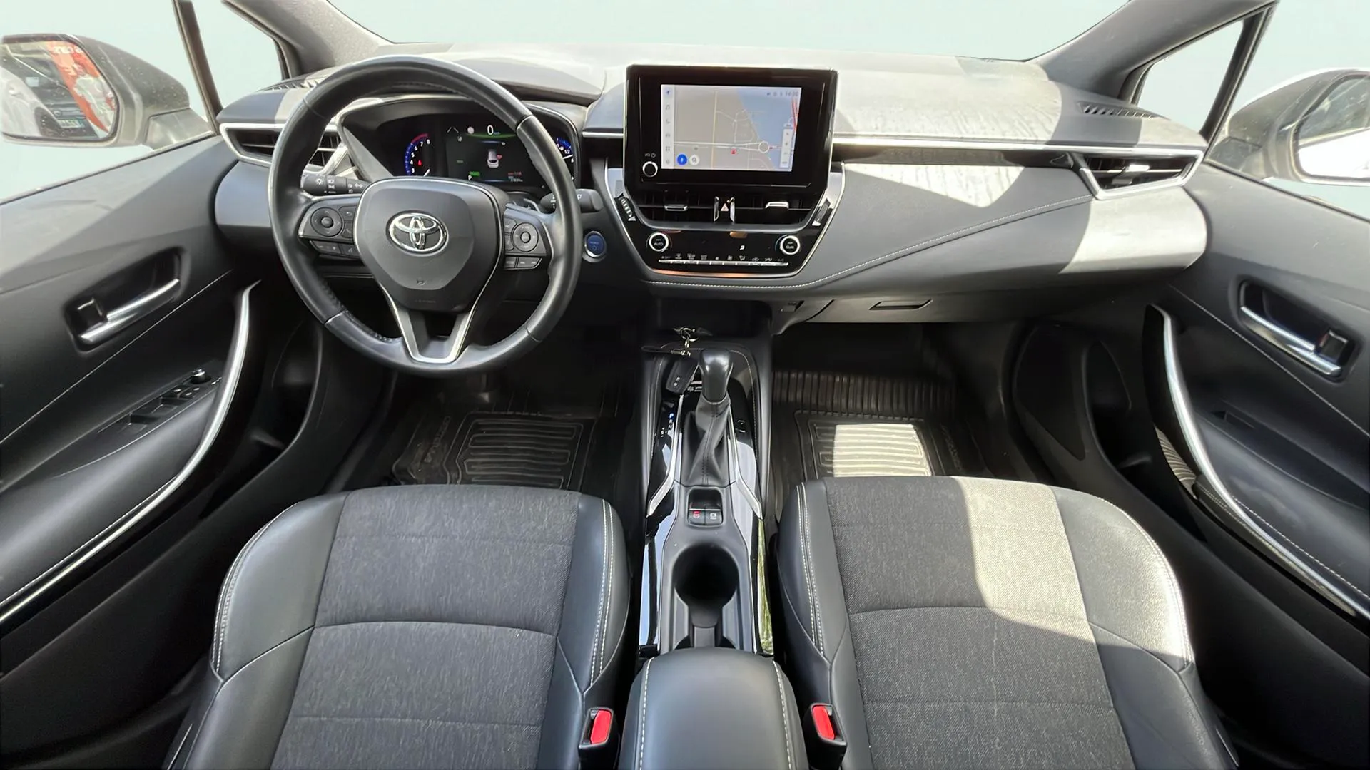 Toyota Corolla 2.0 180H Style E-CVT Touring Sport - foto 13