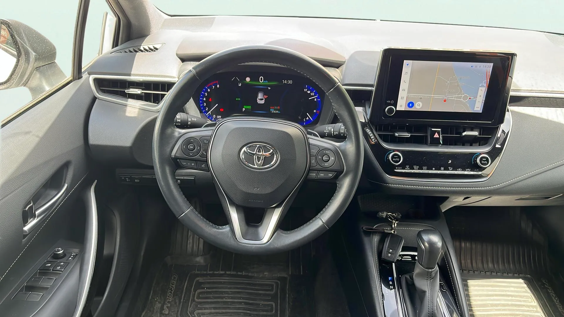 Toyota Corolla 2.0 180H Style E-CVT Touring Sport - foto 12