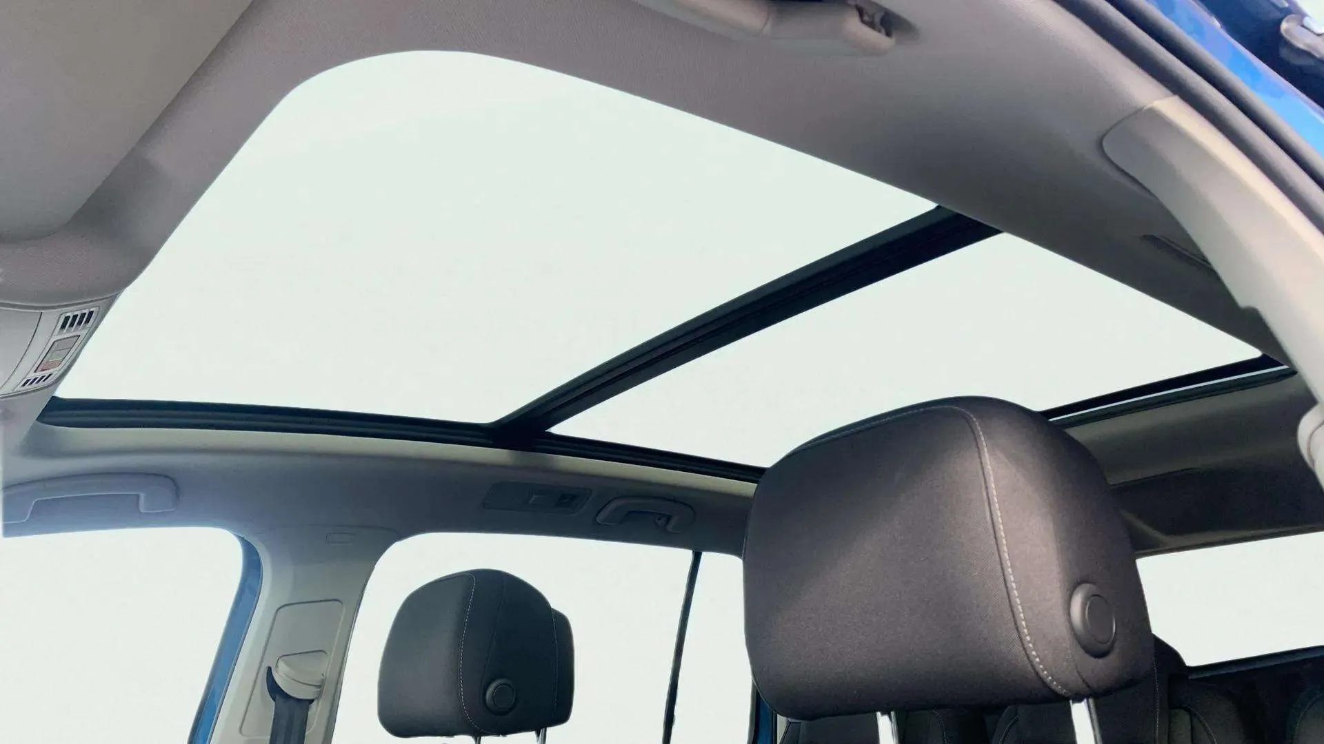 Volkswagen Touran Sport 2.0 TDI DSG - foto 7