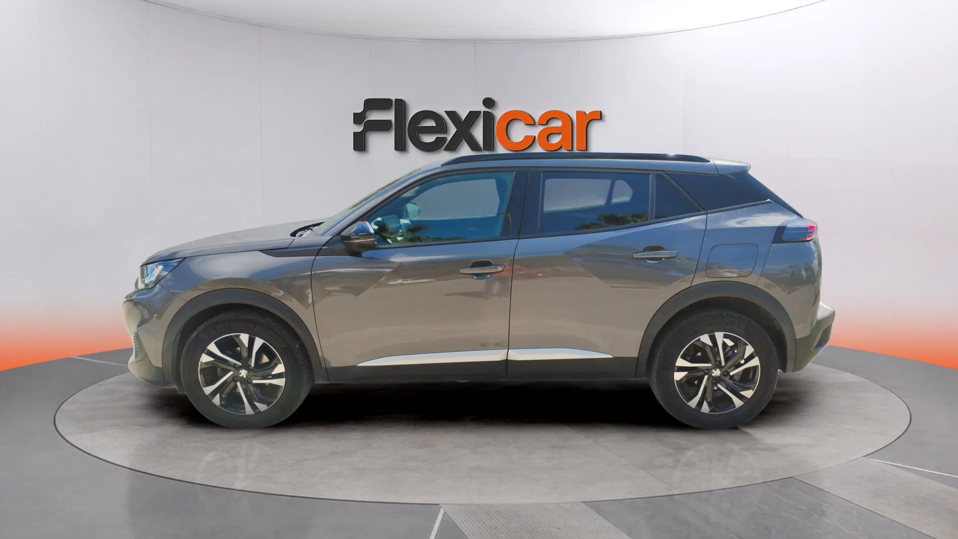 Peugeot 2008 Allure PureTech 130 EAT8 - foto 5