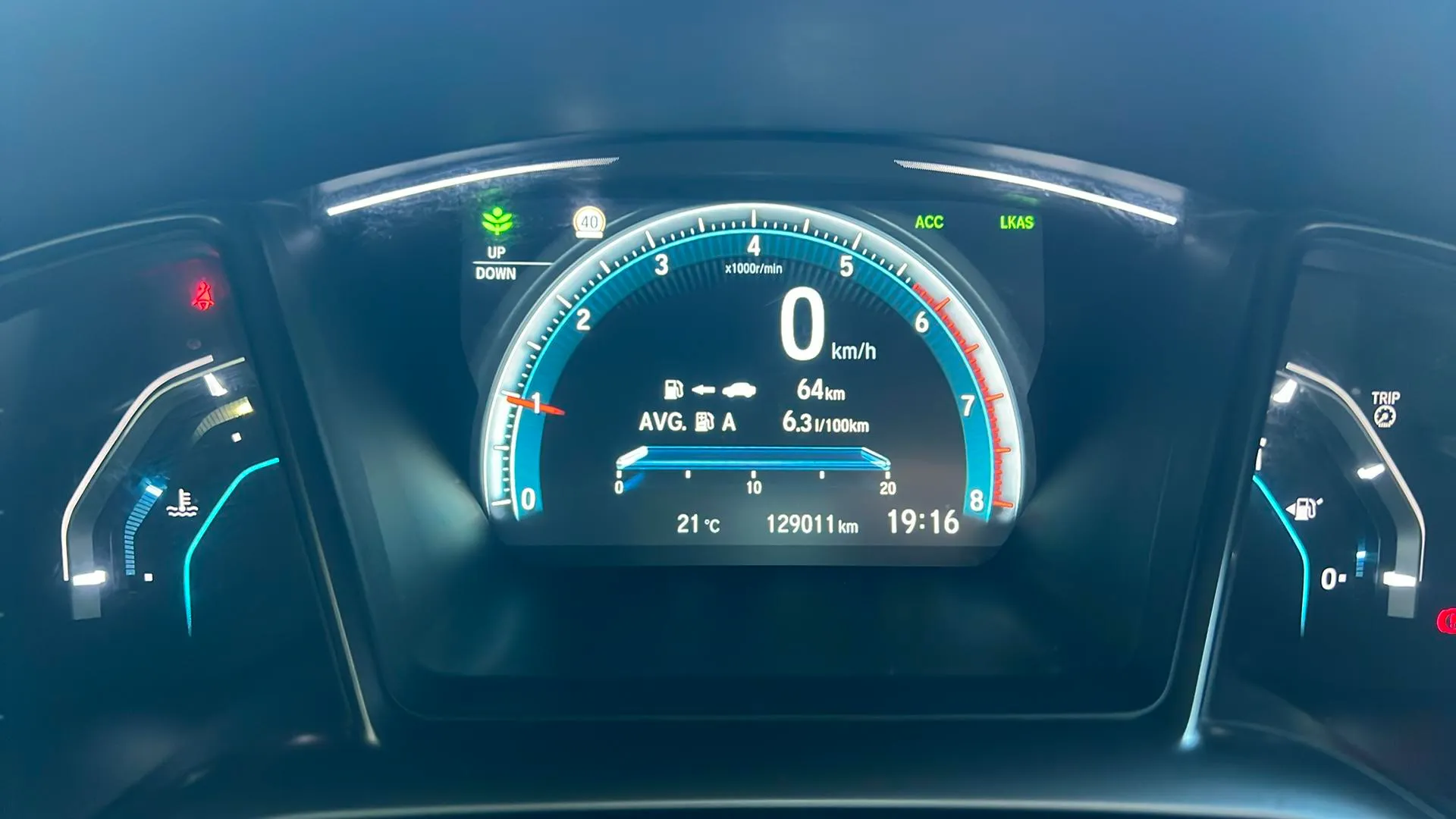 Honda Civic 1.0 I-VTEC Turbo Comfort - foto 12