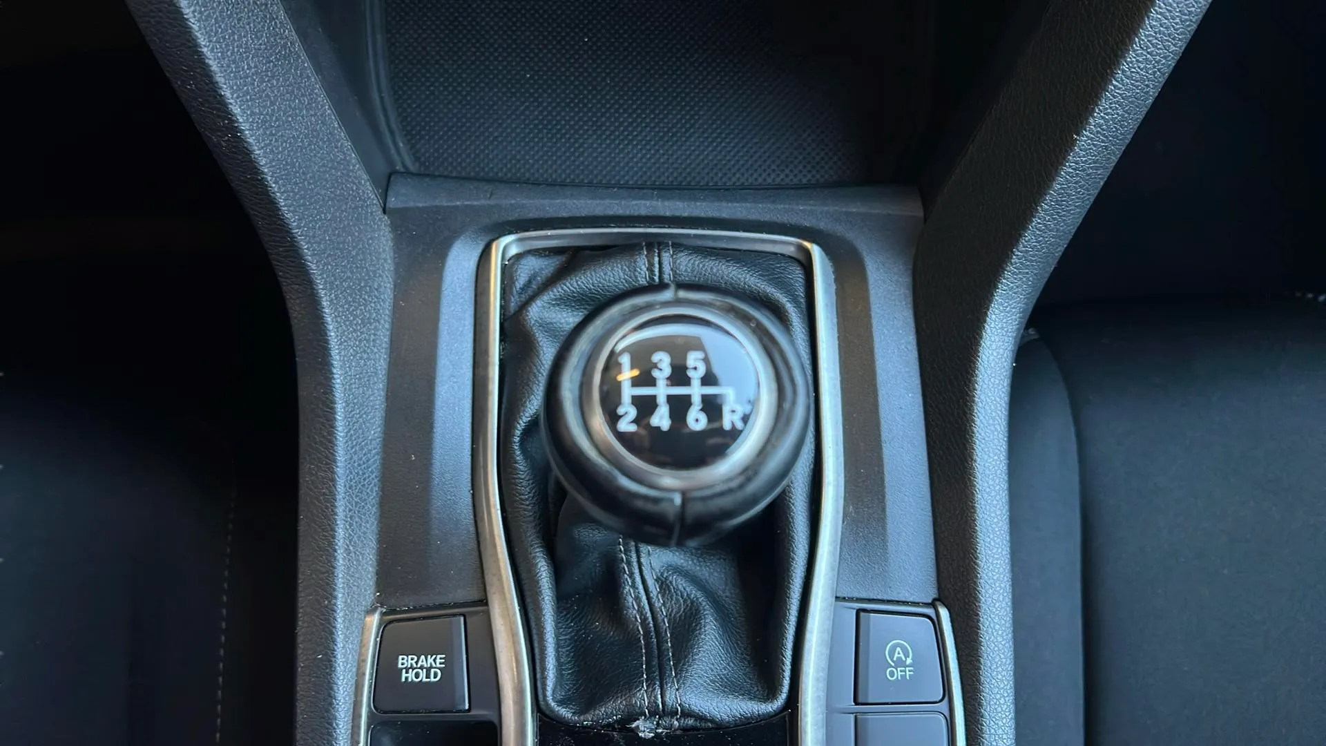 Honda Civic 1.0 I-VTEC Turbo Comfort - foto 17