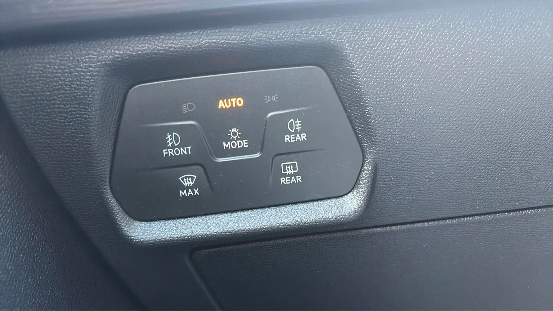 Cupra Formentor 1.5 TSI DSG - foto 22