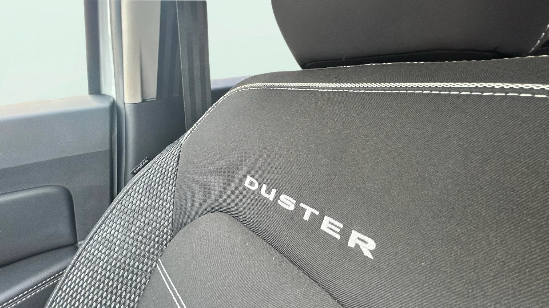 Dacia Duster Extreme TCe 4x2 EDC - foto 23