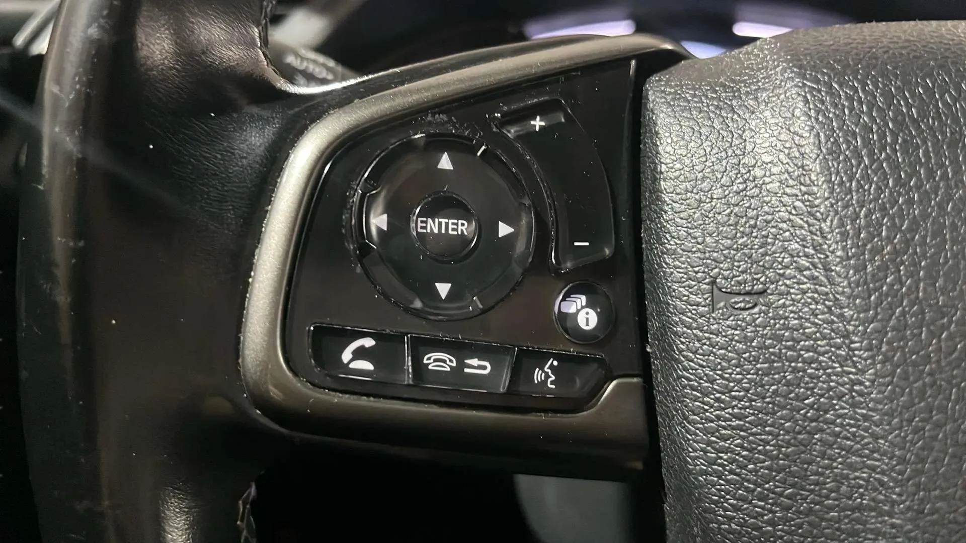Honda Civic 1.0 VTEC Turbo Elegance Navi - foto 17