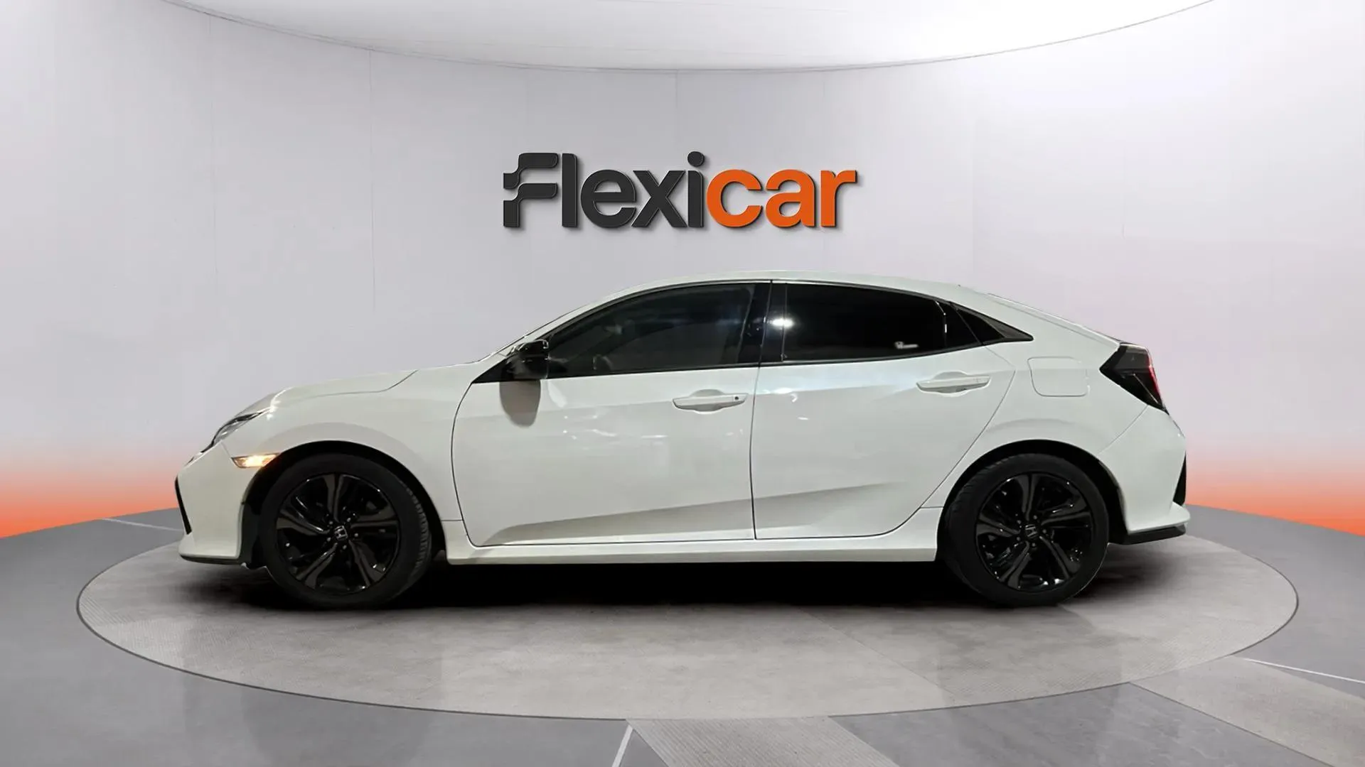 Honda Civic 1.0 VTEC Turbo Elegance Navi - foto 4