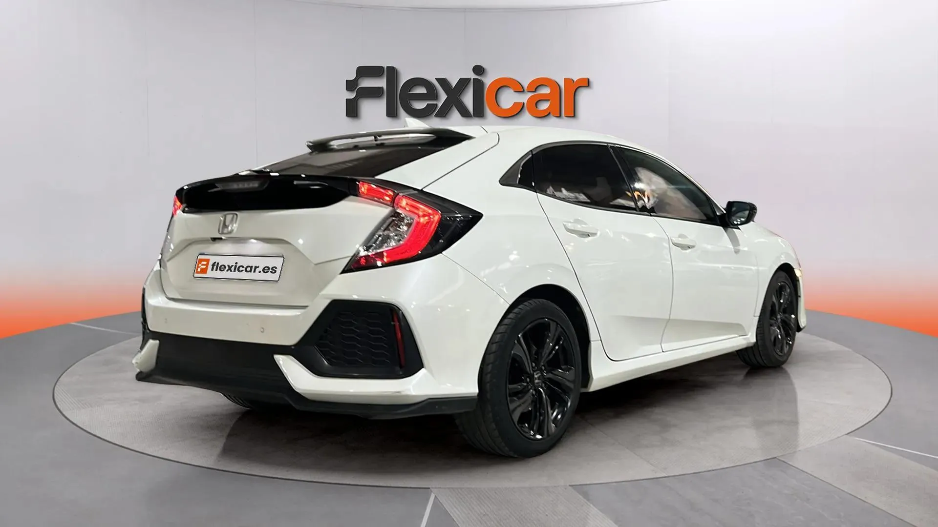 Honda Civic 1.0 VTEC Turbo Elegance Navi - foto 7