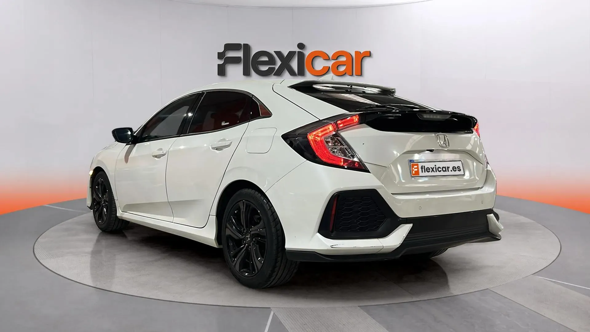 Honda Civic 1.0 VTEC Turbo Elegance Navi - foto 5