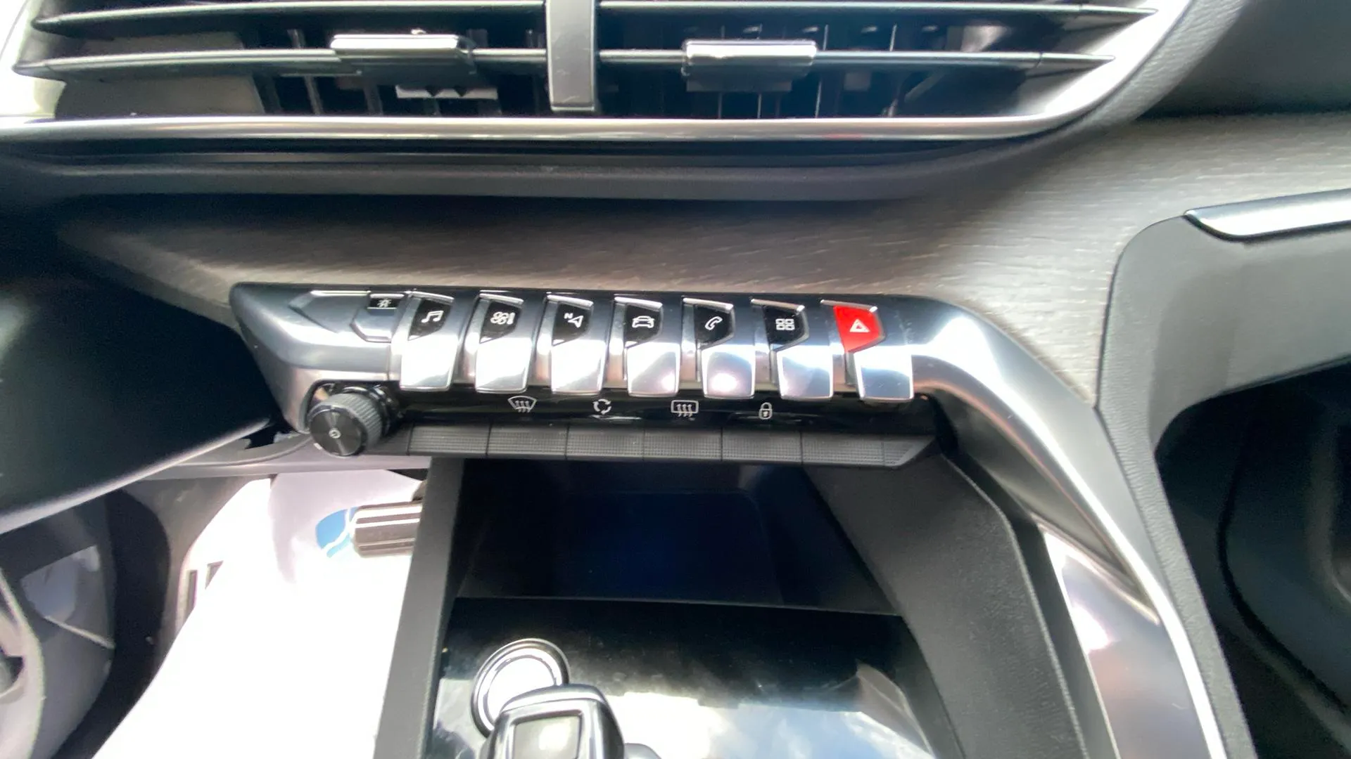 Peugeot 3008 1.5L BlueHDi Crossway EAT8 - foto 27