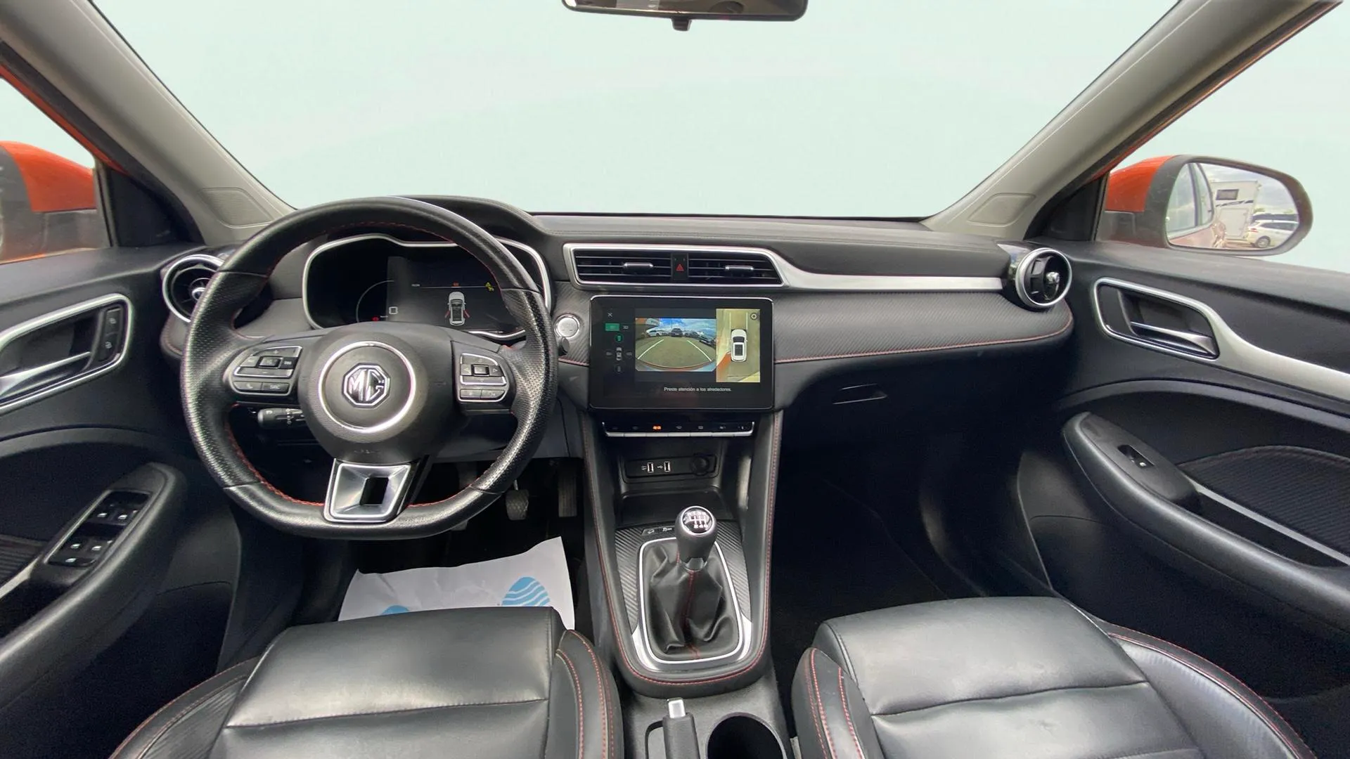 MG ZS 1.0T Luxury - foto 19