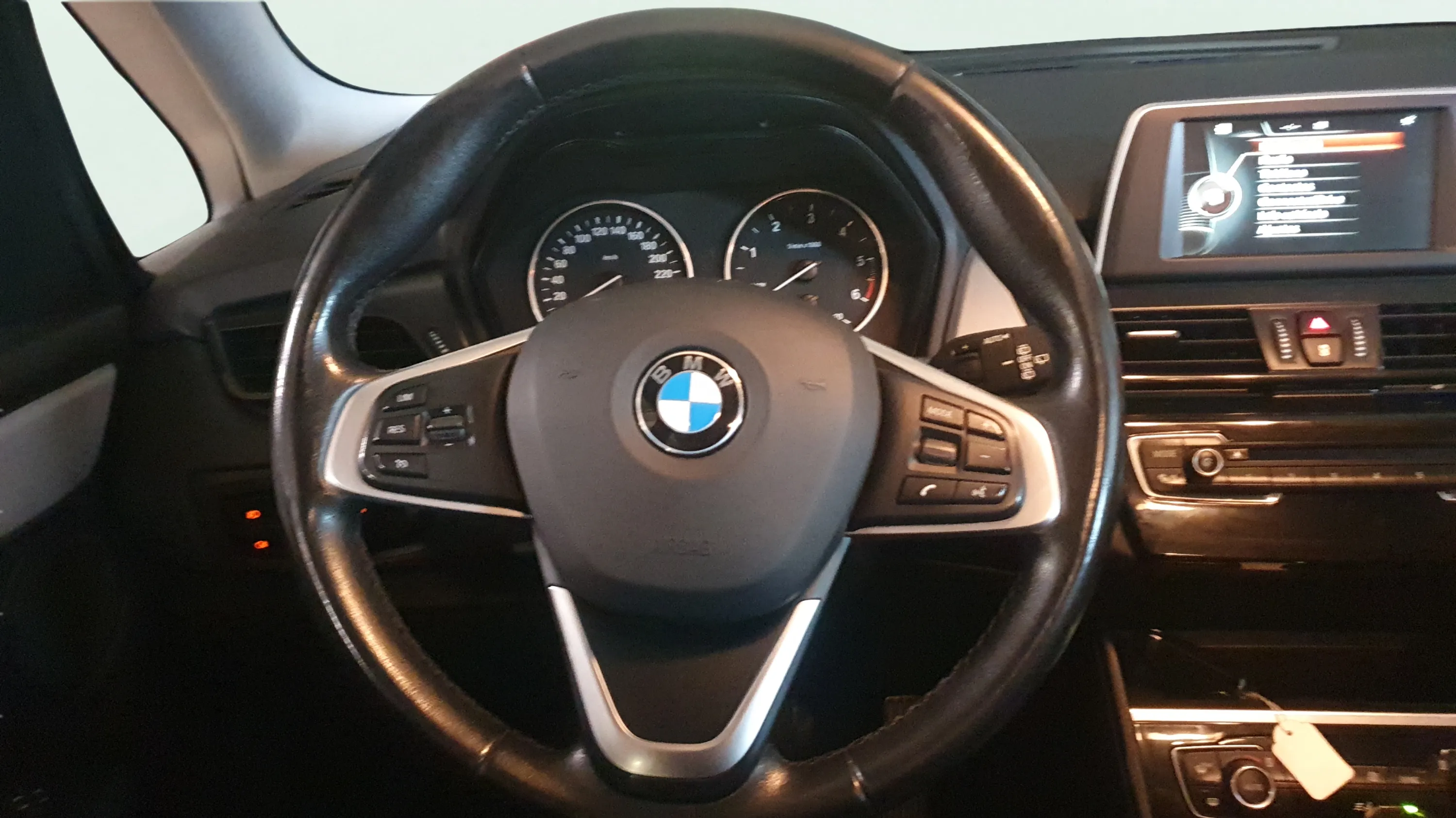 BMW Serie 2 Active Tourer 218d - foto 8