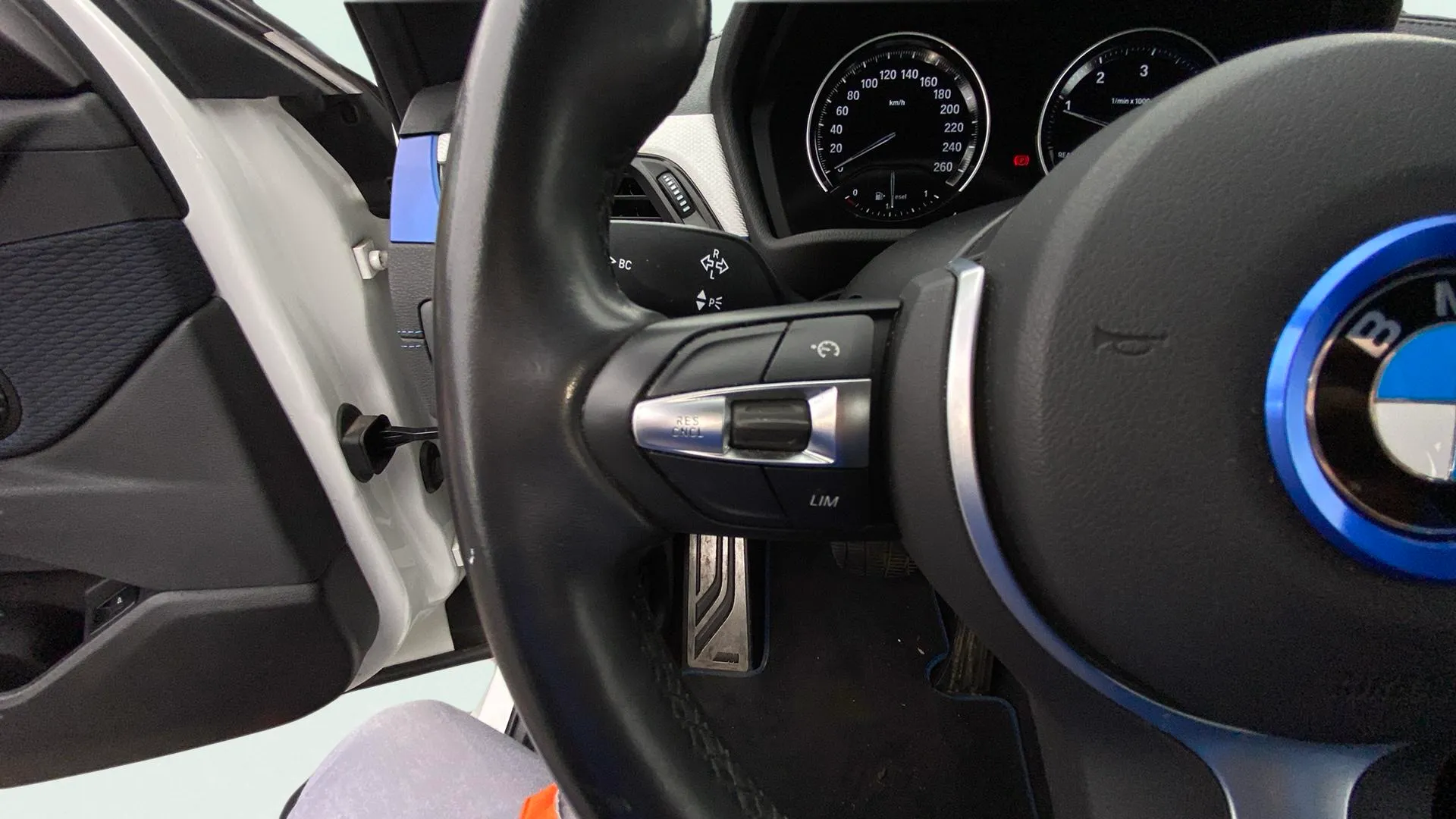 BMW X2 sDrive18d - foto 15