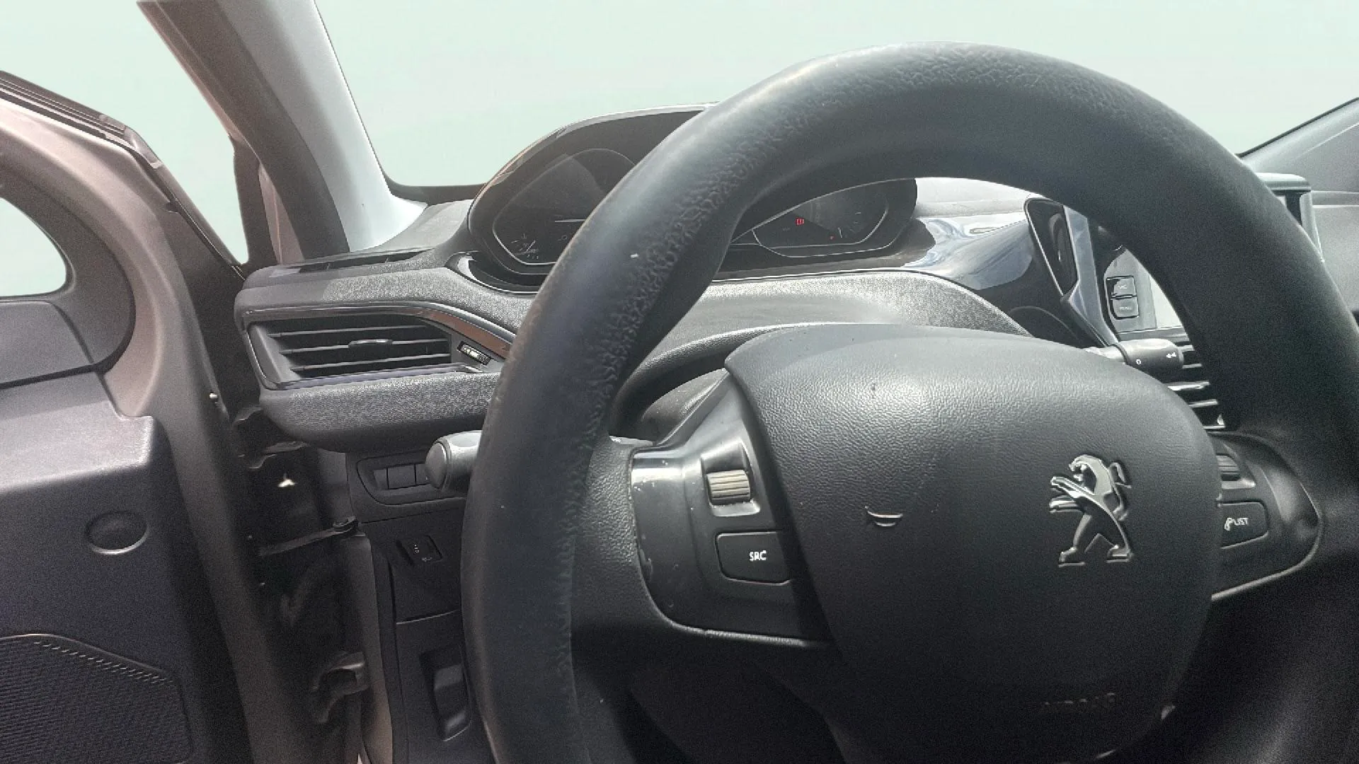 Peugeot 208 Access 1.2L PureTech 82 - foto 15