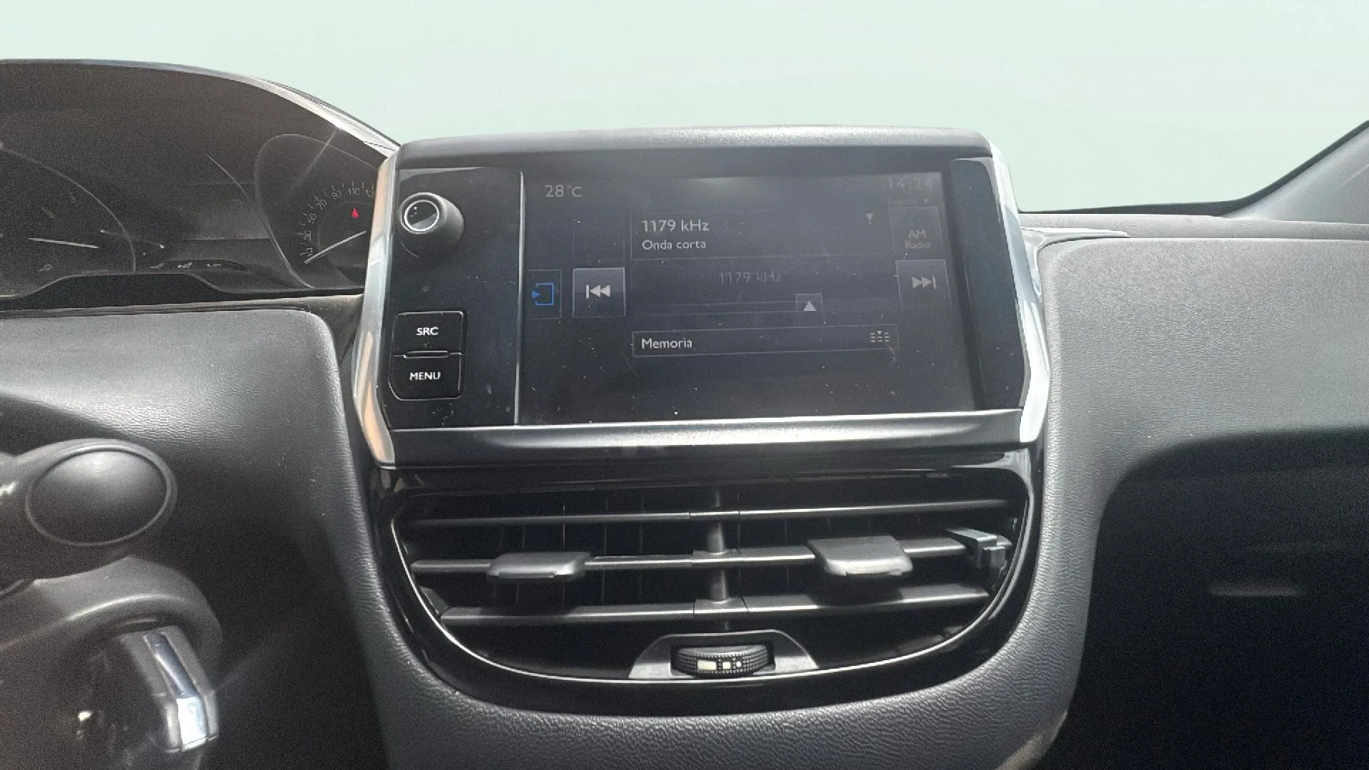 Peugeot 208 Access 1.2L PureTech 82 - foto 17