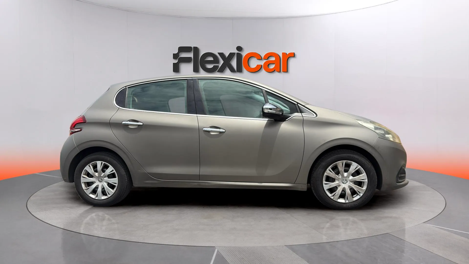 Peugeot 208 Access 1.2L PureTech 82 - foto 3