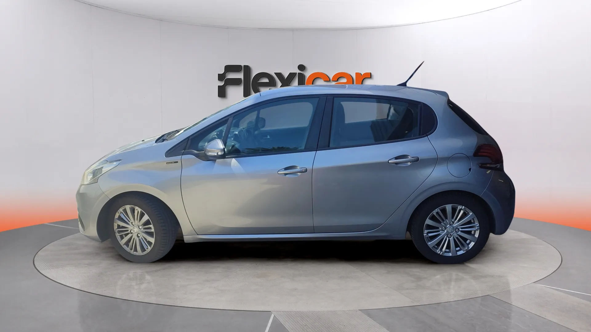 Peugeot 208 Active PureTech - foto 5