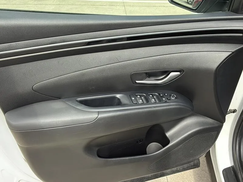 Hyundai Tucson 1.6 T-GDi 48V Maxx - foto 26