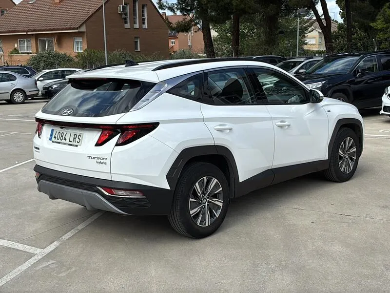 Hyundai Tucson 1.6 T-GDi 48V Maxx - foto 6