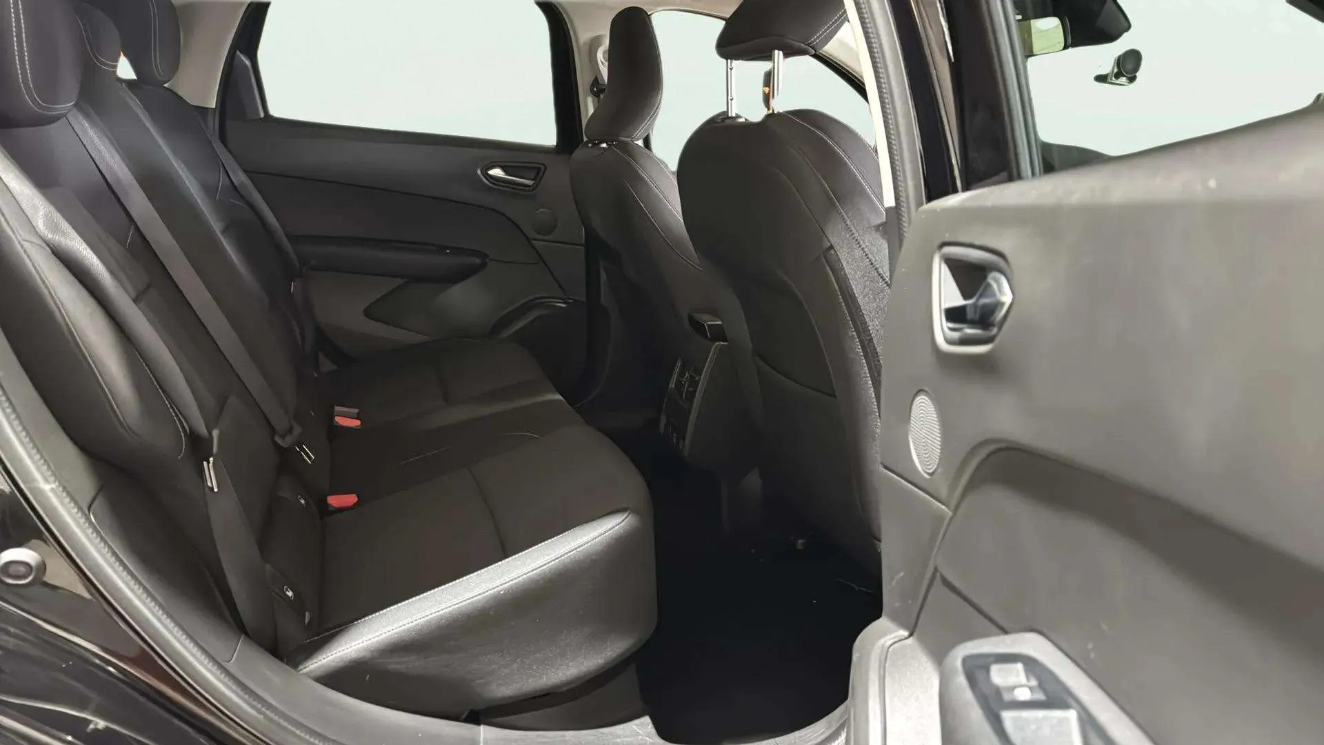 Renault Arkana Equilibre TCe EDC mild Hybrid - foto 22