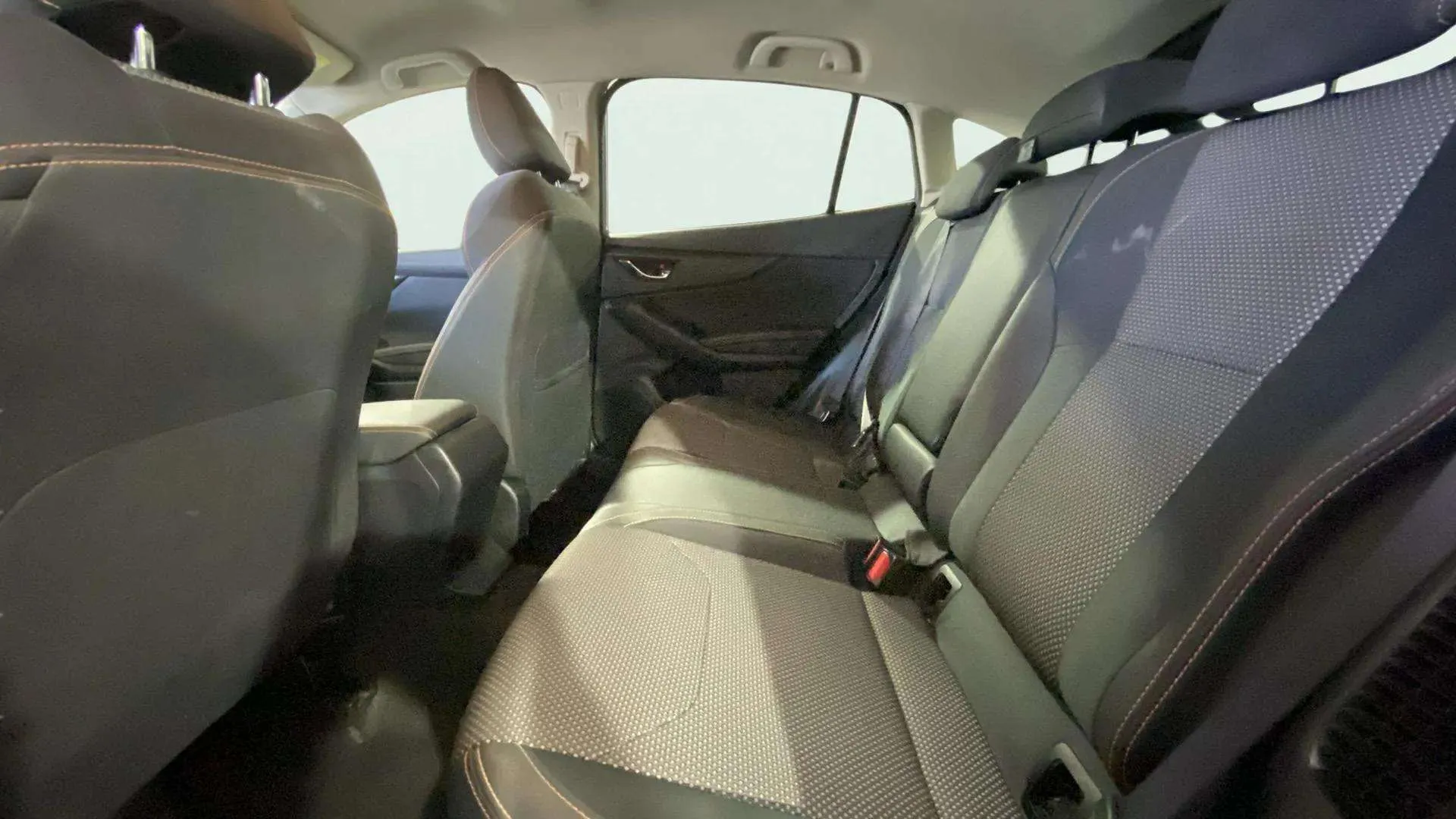 Subaru XV 2.0i Hybrid CVT Sport Plus - foto 14