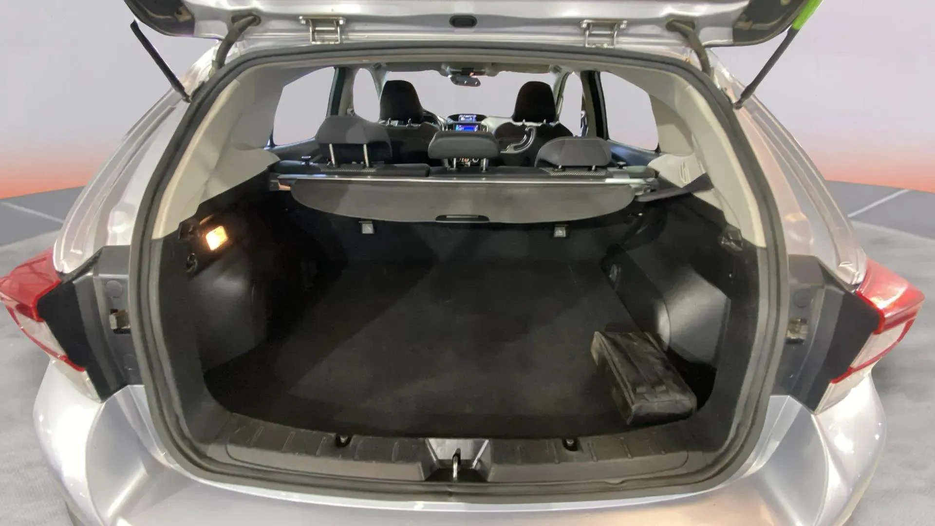 Subaru XV 2.0i Hybrid CVT Sport Plus - foto 18