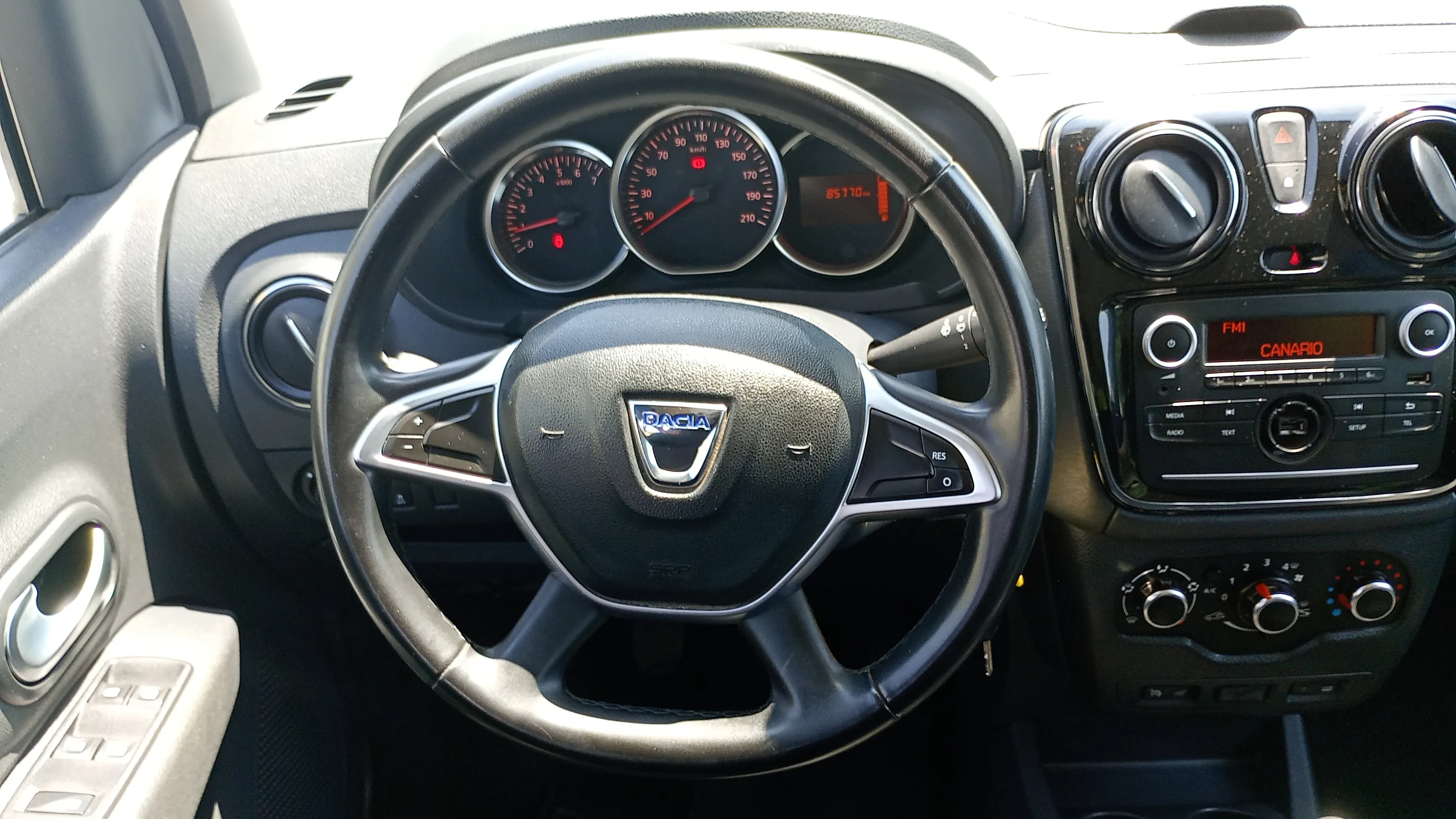Dacia Lodgy Comfort Blue dCi 7 plazas 18 - foto 8