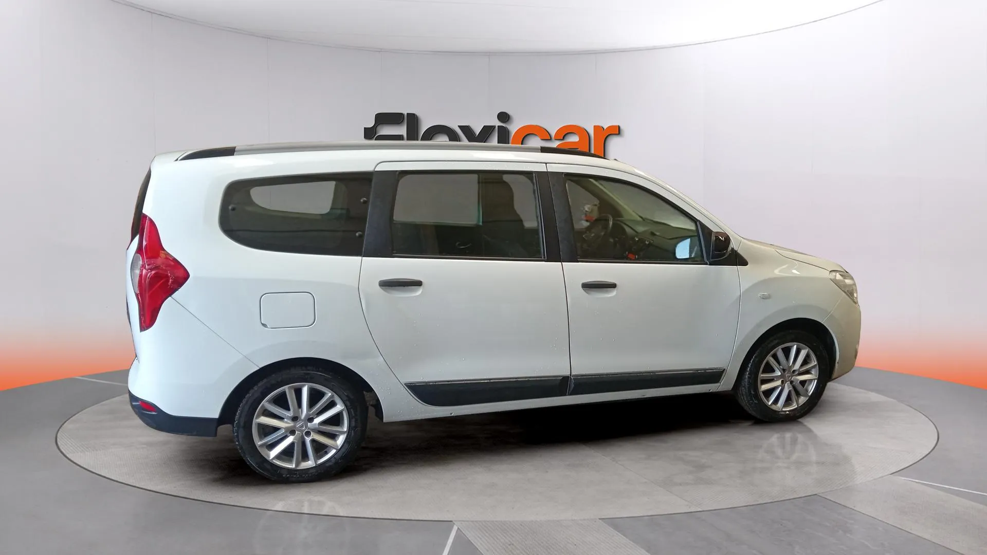 Dacia Lodgy Confort Blue dCi 7 plazas - foto 11