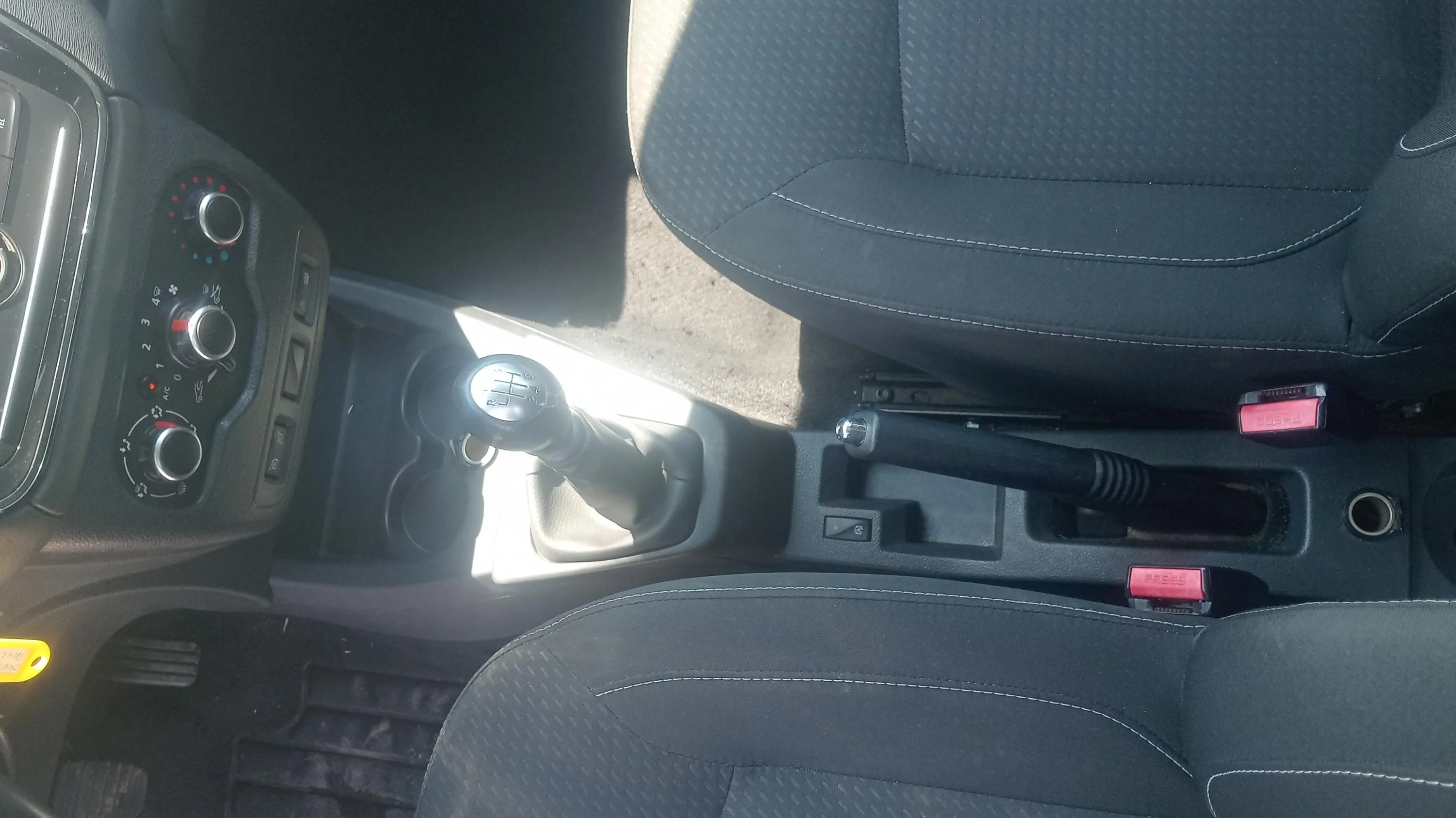 Dacia Lodgy Confort Blue dCi 7 plazas - foto 23