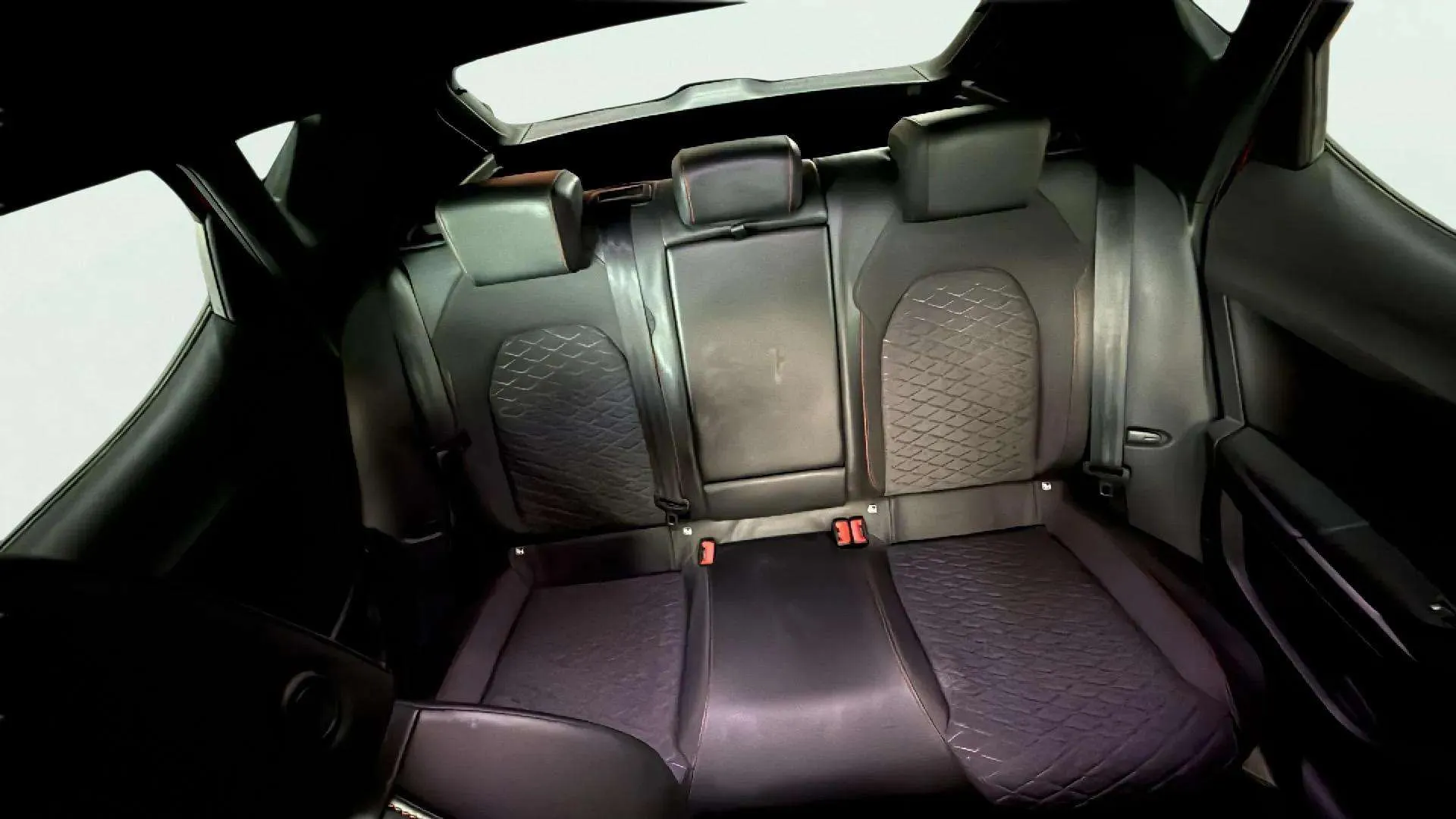 SEAT León 1.4 e-Hybrid DSG-6 FR - foto 17