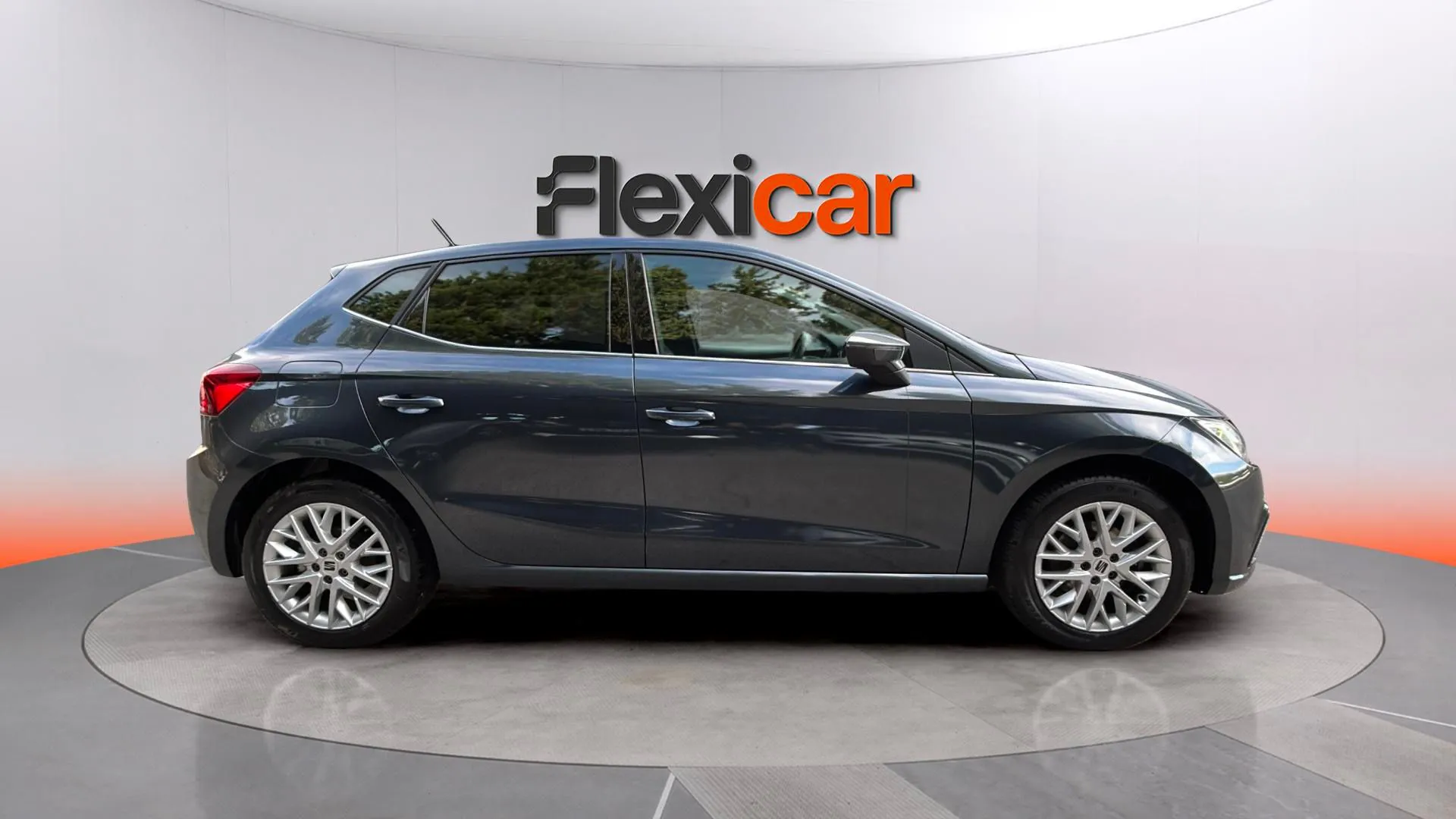 SEAT Ibiza 1.0 TSI FR XL - foto 8