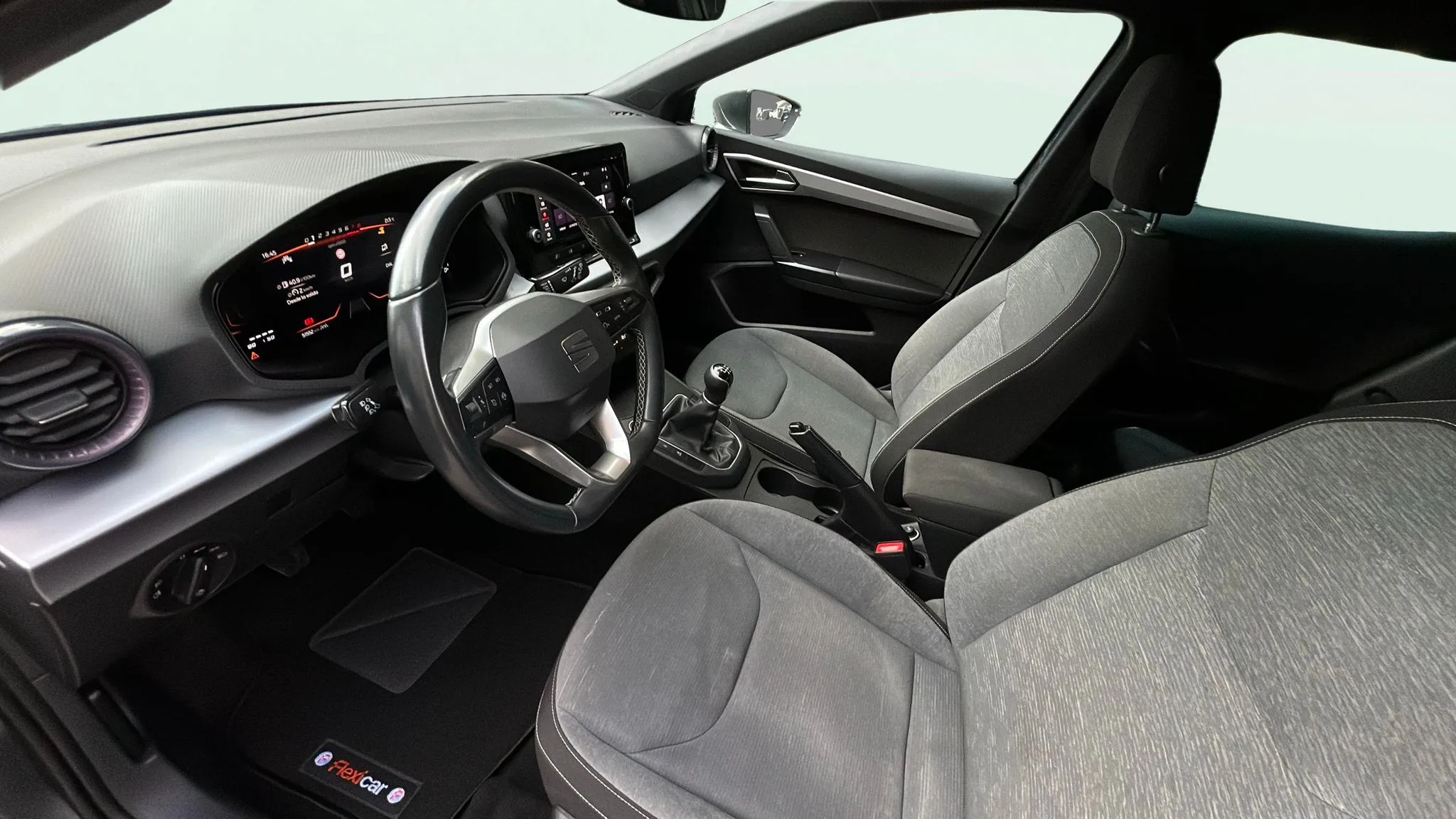 SEAT Ibiza 1.0 TSI FR XL - foto 13
