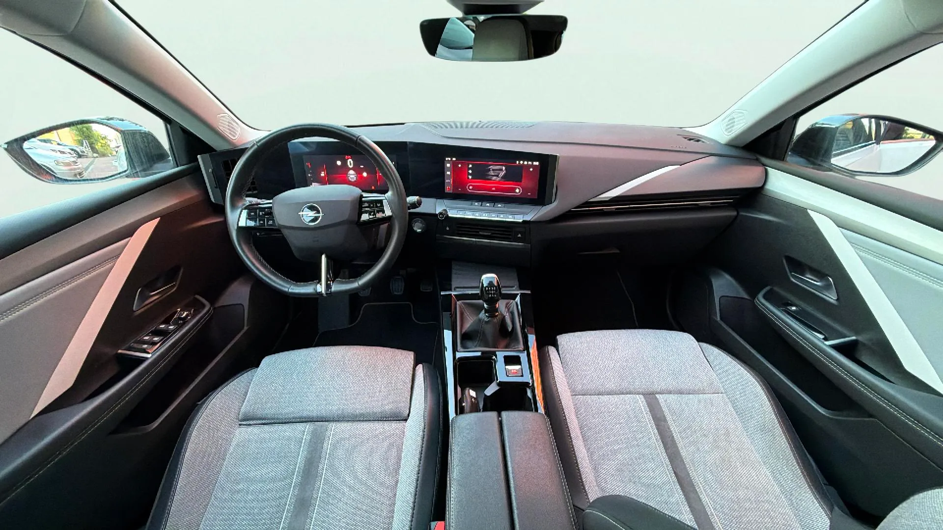 Opel Astra 1.2T XHT Edition - foto 9