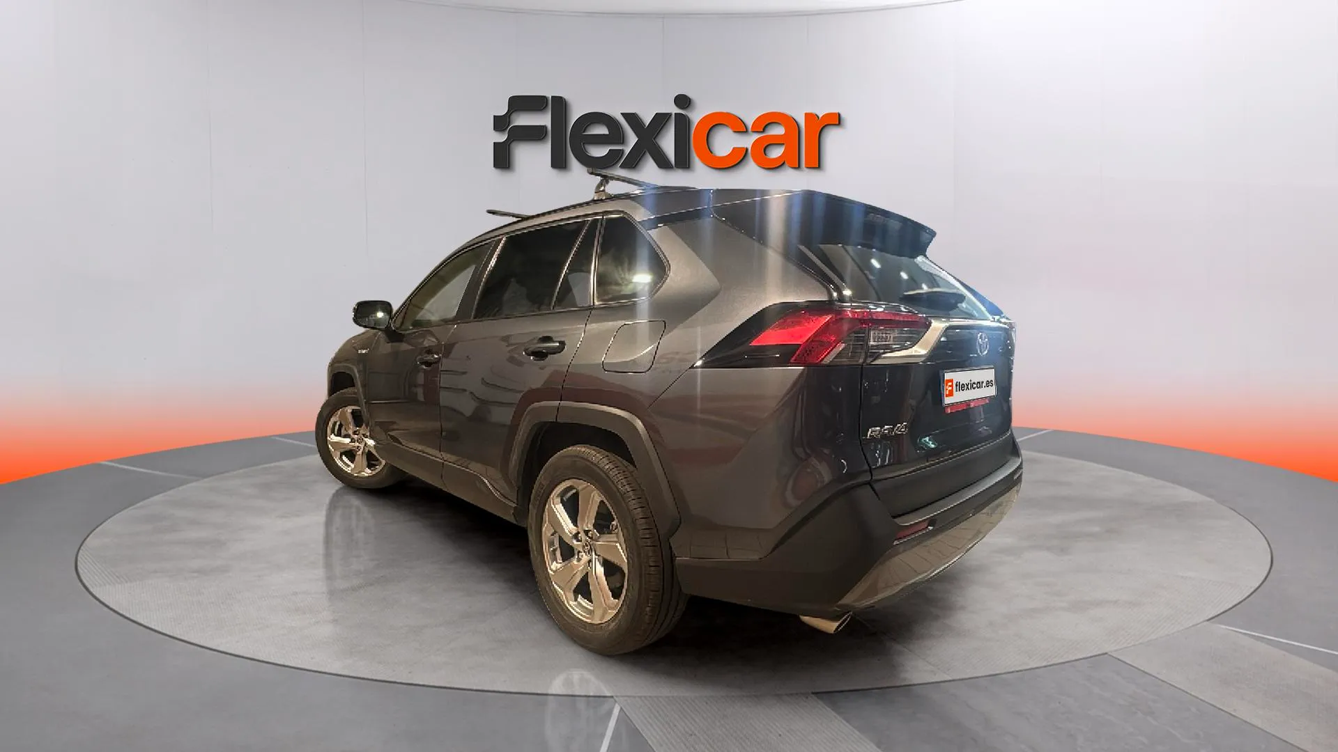 Toyota RAV4 2.5l 220H Advance - foto 5