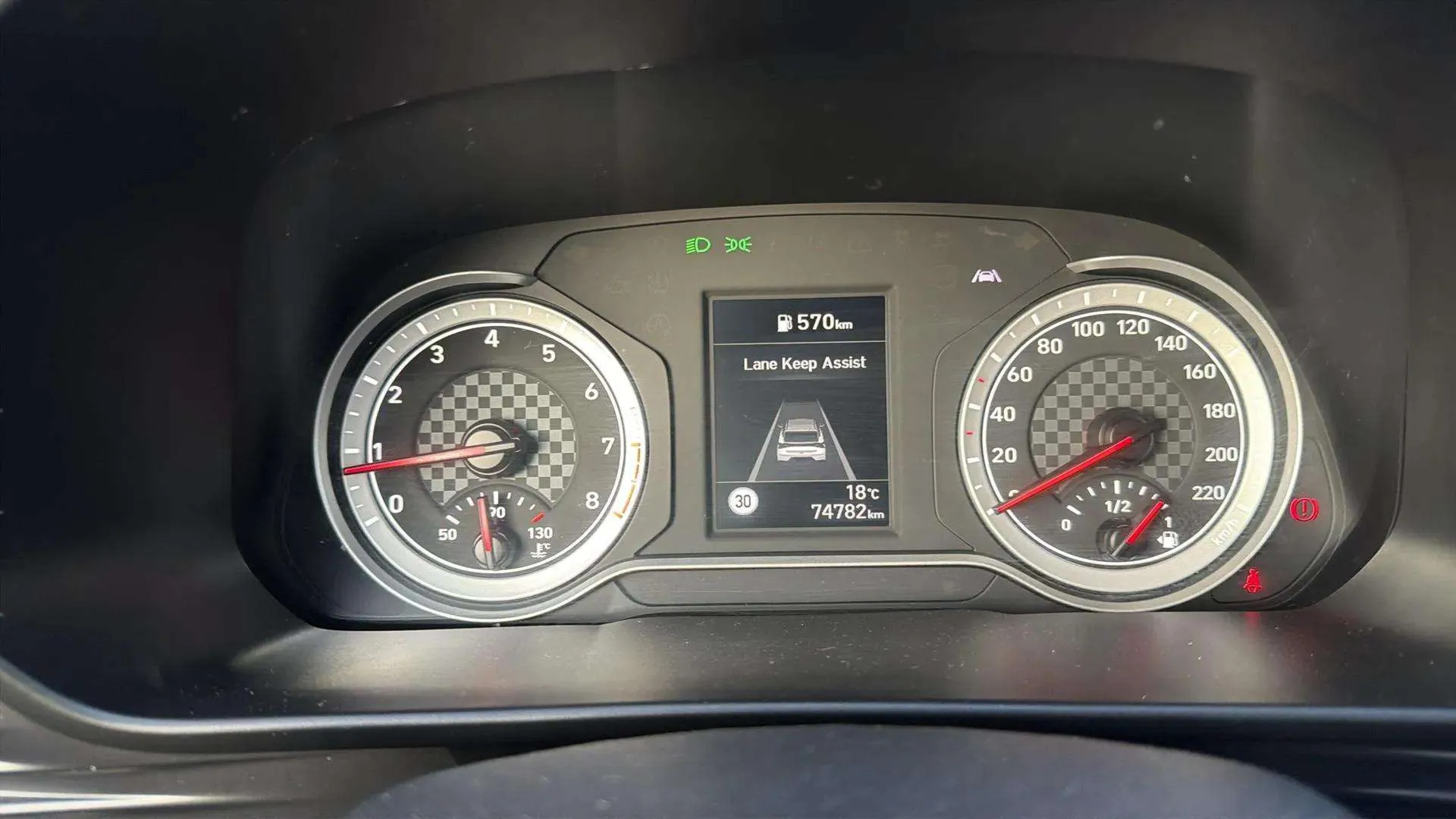 Hyundai i20 1.2 MPI Essence - foto 13