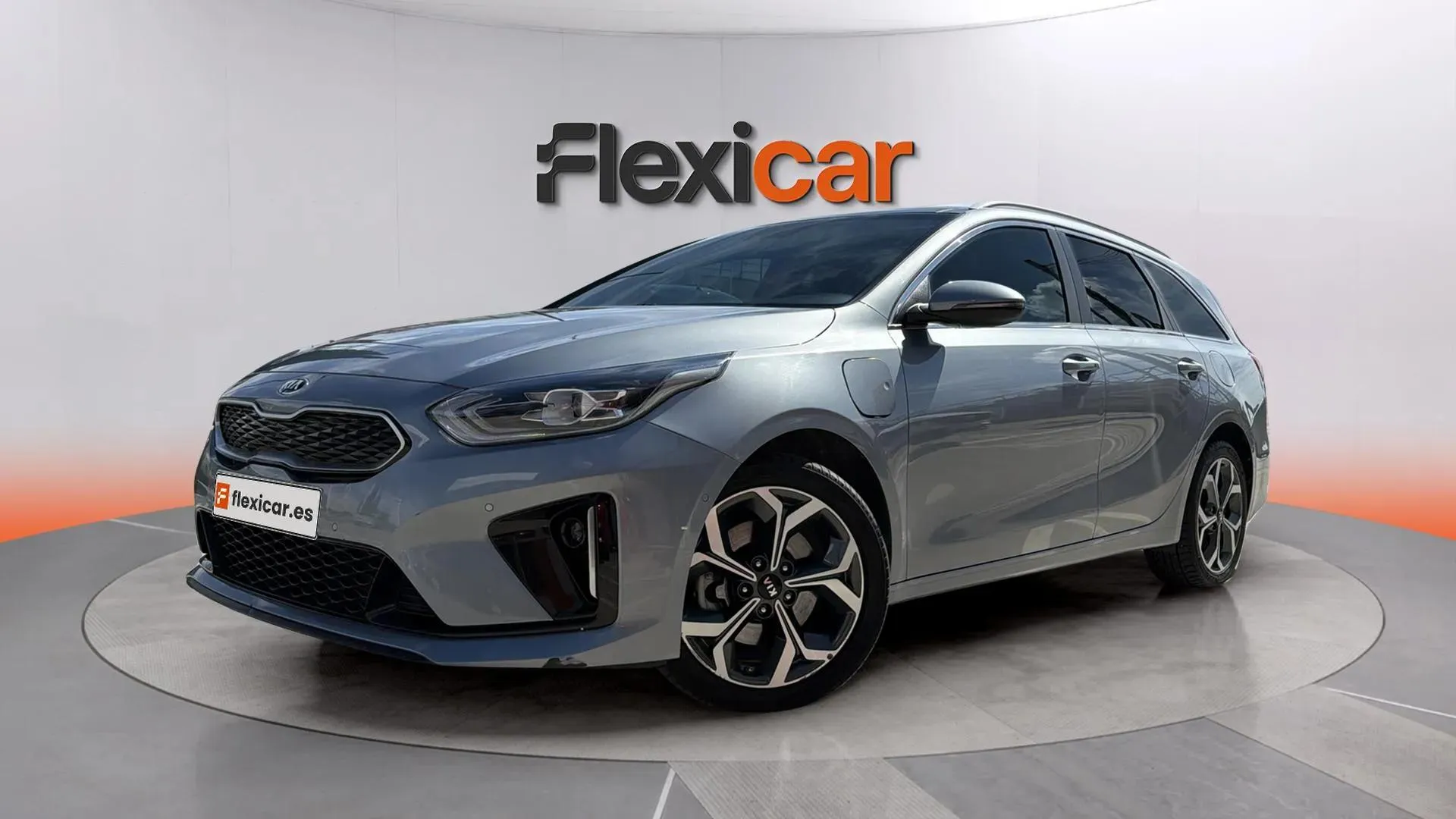 Kia Ceed Tourer 1.6 GDi PHEV E-Tech - foto 3