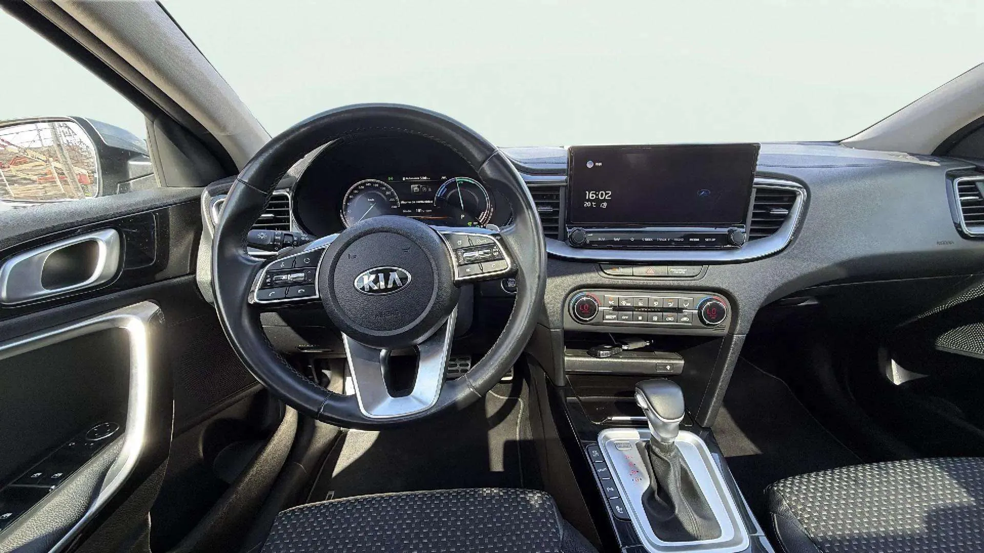 Kia Ceed Tourer 1.6 GDi PHEV E-Tech - foto 10