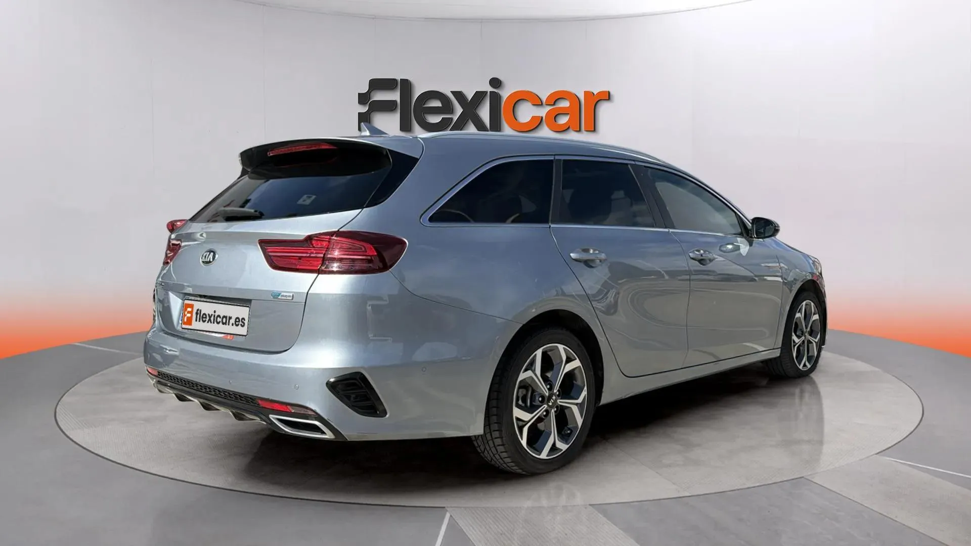 Kia Ceed Tourer 1.6 GDi PHEV E-Tech - foto 7