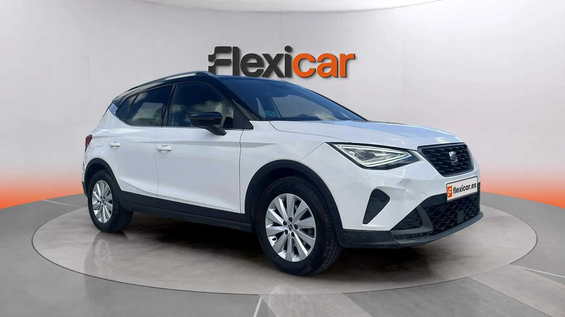 SEAT Arona 1.0 TSI FR - foto 1