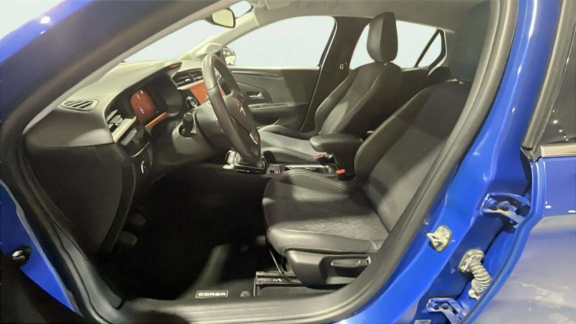 Opel Corsa 1.2T XHL Edition - foto 27