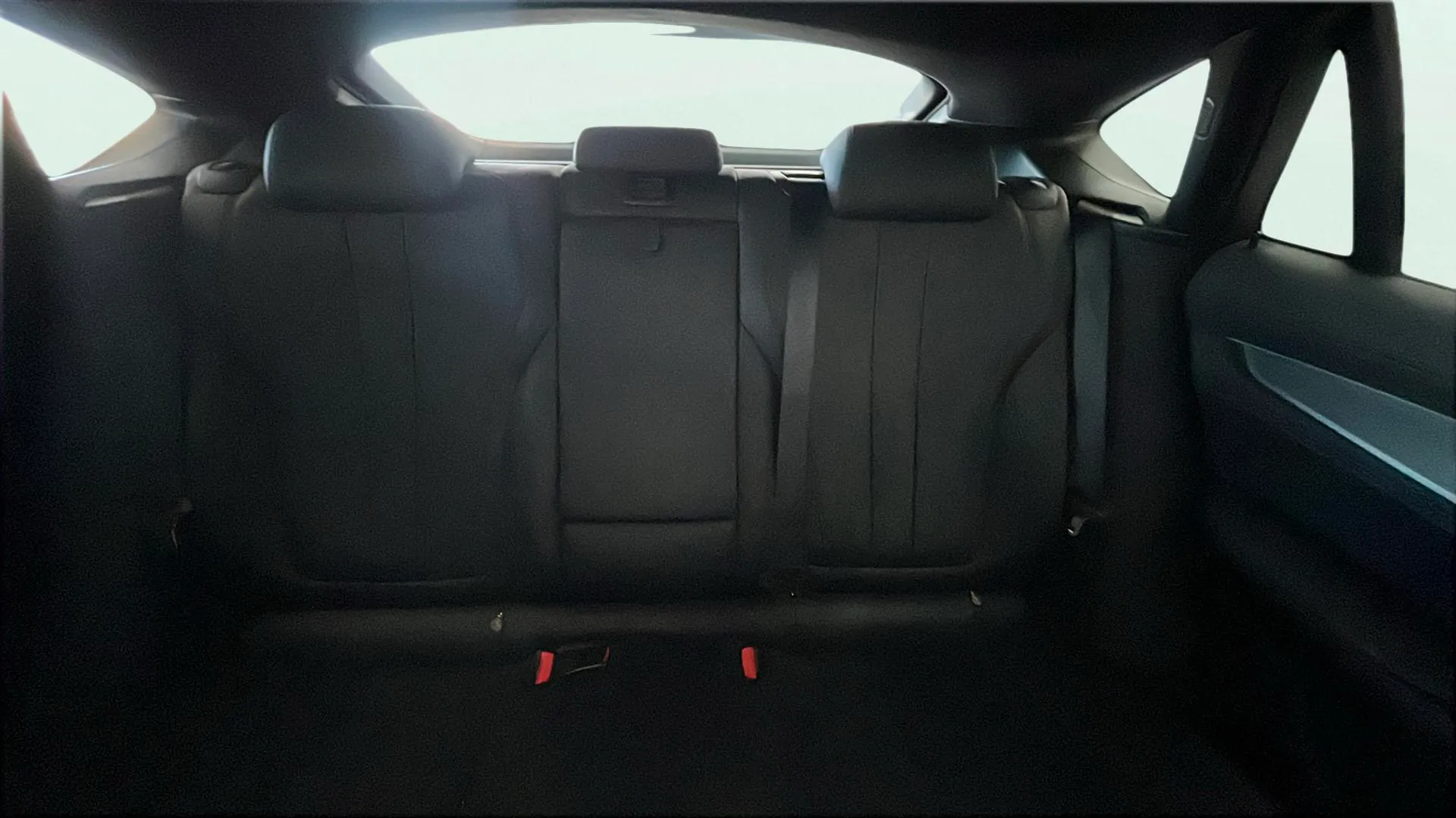 BMW X6 xDrive30d - foto 11