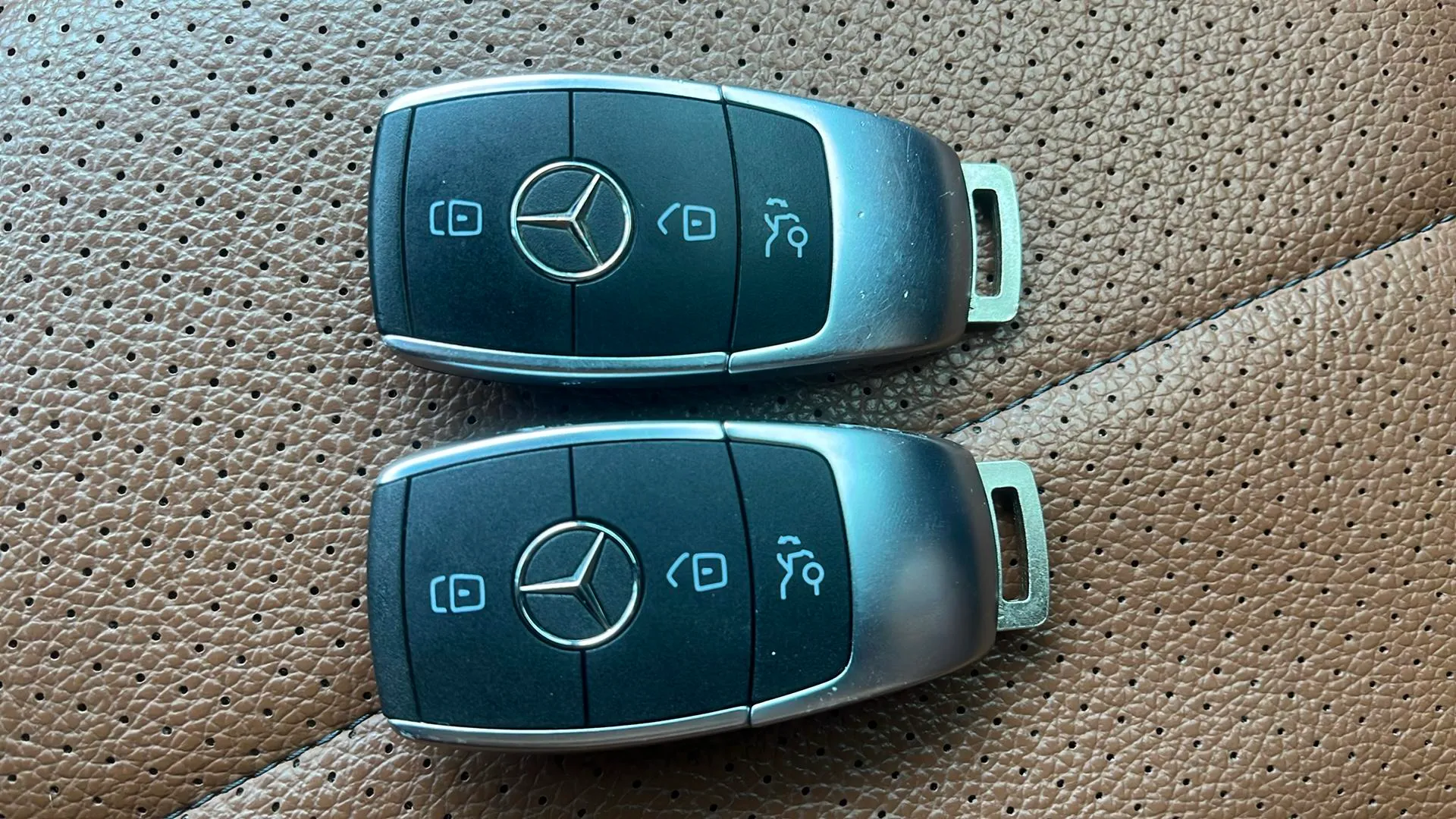 Mercedes-Benz GLC 220 d 4MATIC - foto 31