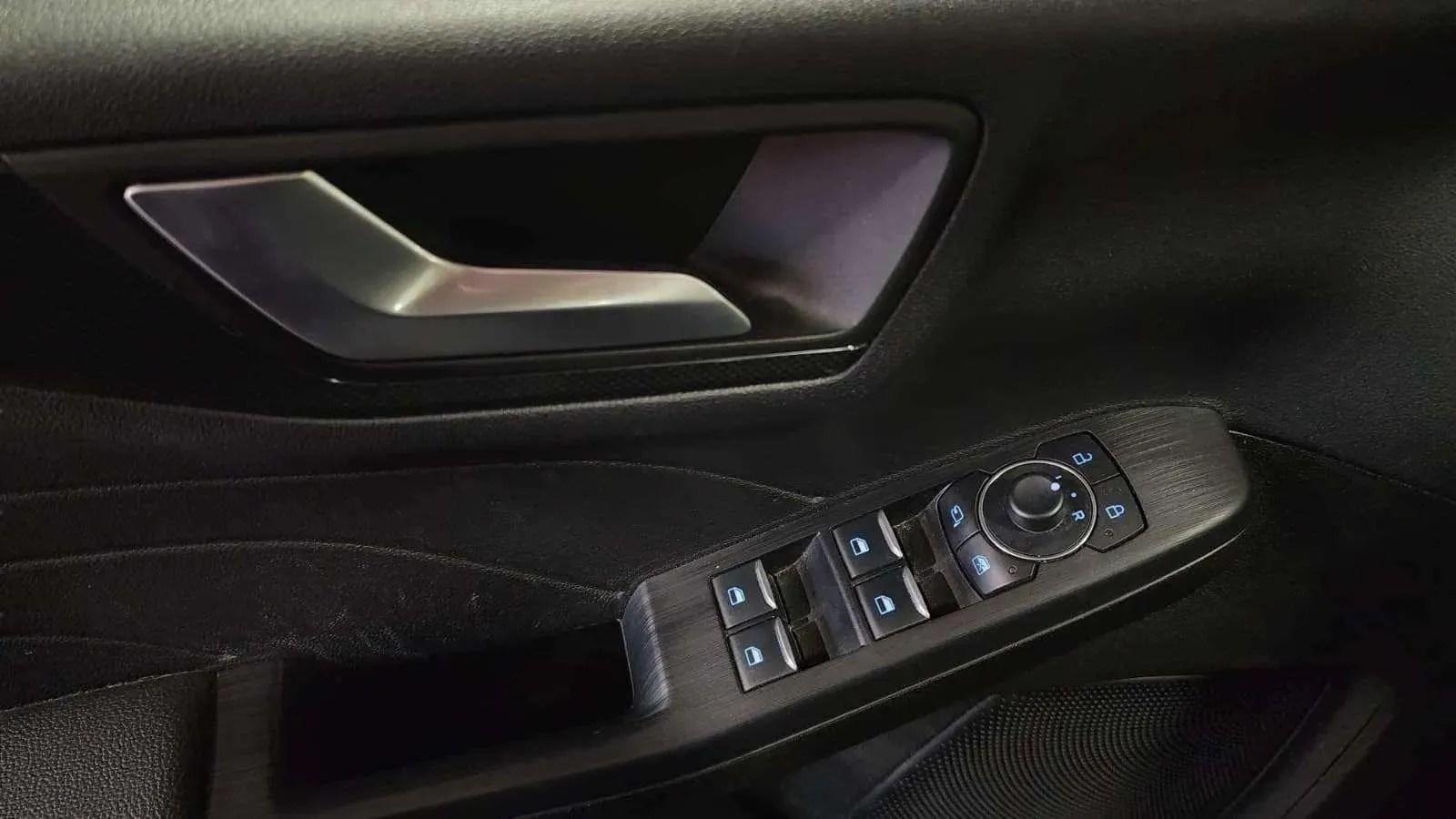 Ford Kuga ST-Line 2.5 Duratec PHEV - foto 18