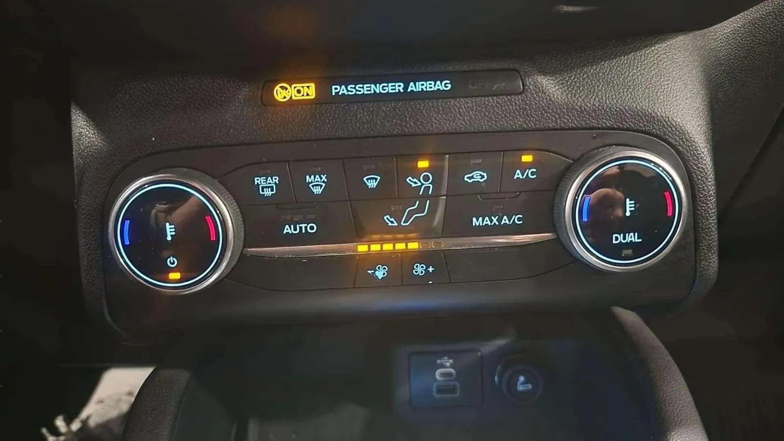 Ford Kuga ST-Line 2.5 Duratec PHEV - foto 16