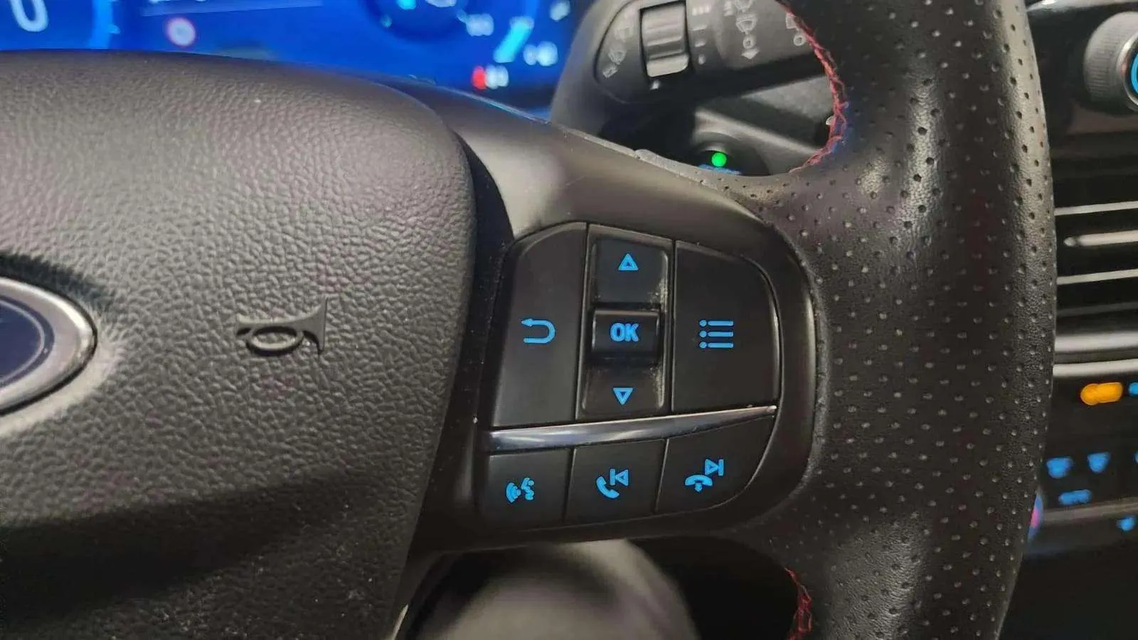 Ford Kuga ST-Line 2.5 Duratec PHEV - foto 13