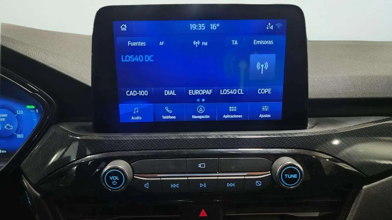 Ford Kuga ST-Line 2.5 Duratec PHEV - foto 14