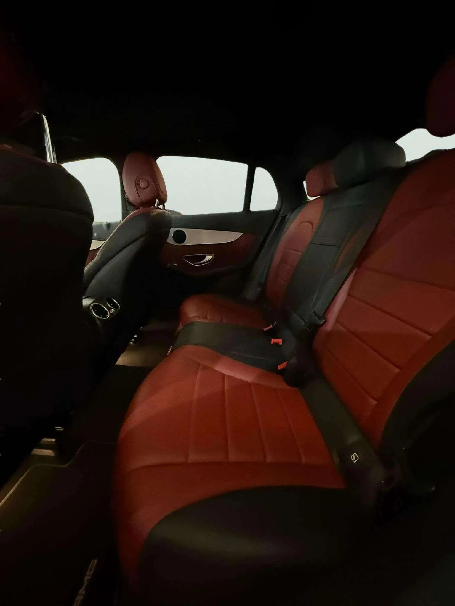 Mercedes-Benz GLC 220 d 4MATIC - foto 29