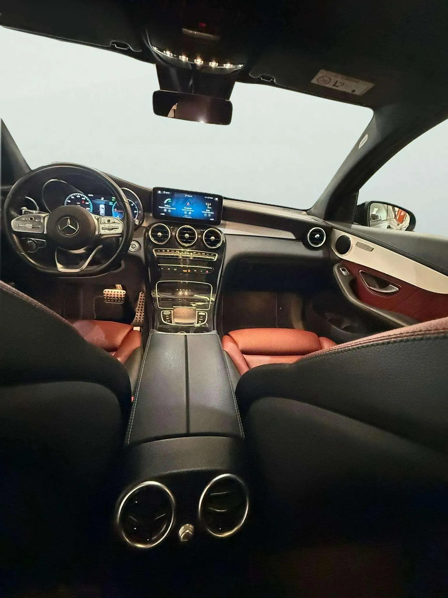 Mercedes-Benz GLC 220 d 4MATIC - foto 17