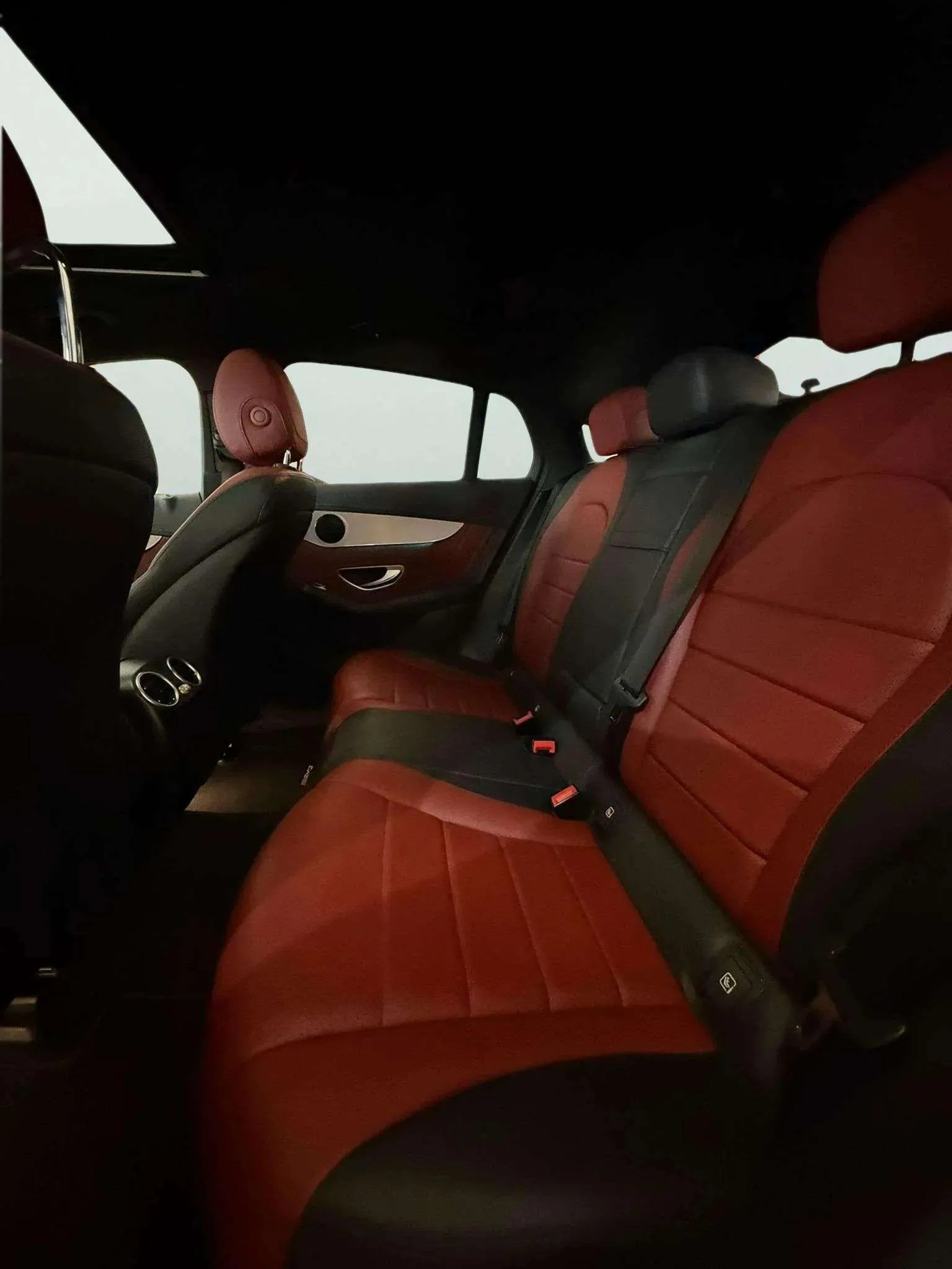 Mercedes-Benz GLC 220 d 4MATIC - foto 14