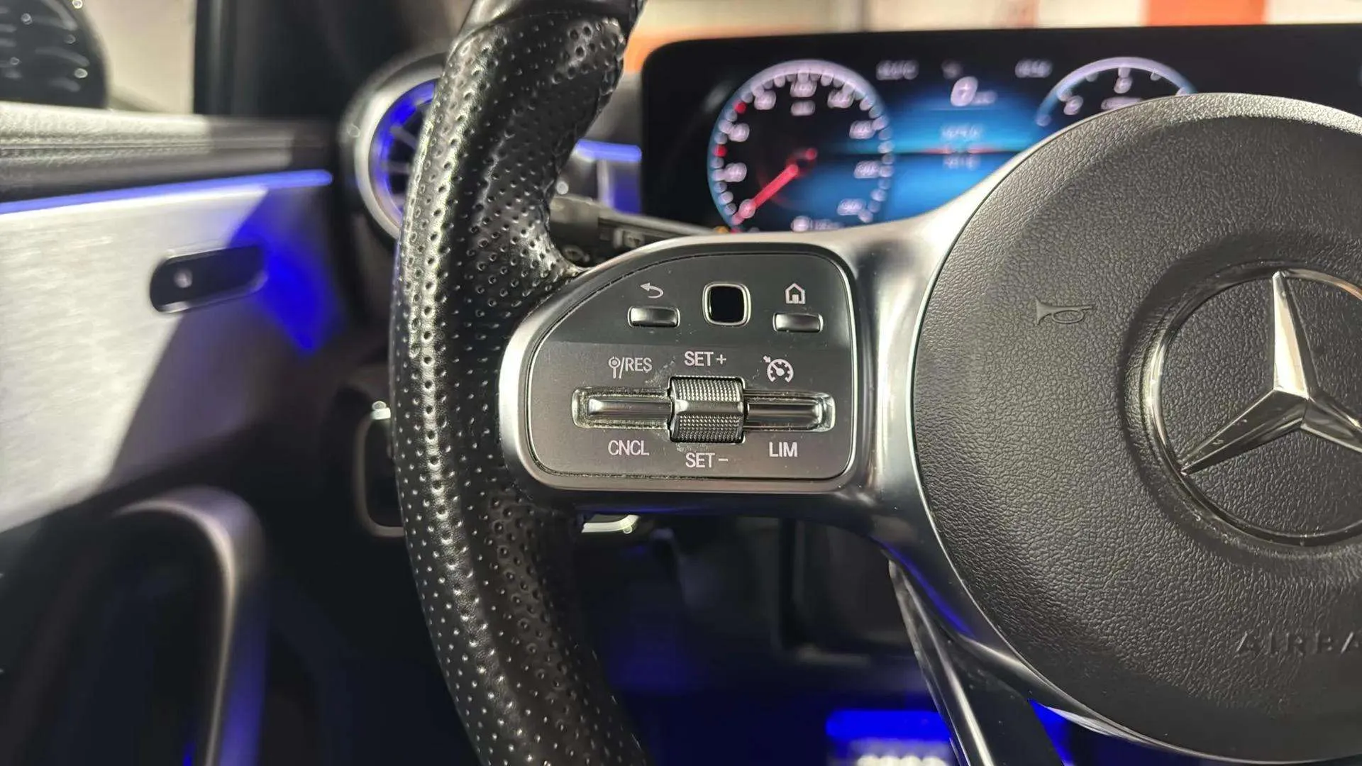 Mercedes-Benz Clase A A 180 d - foto 16